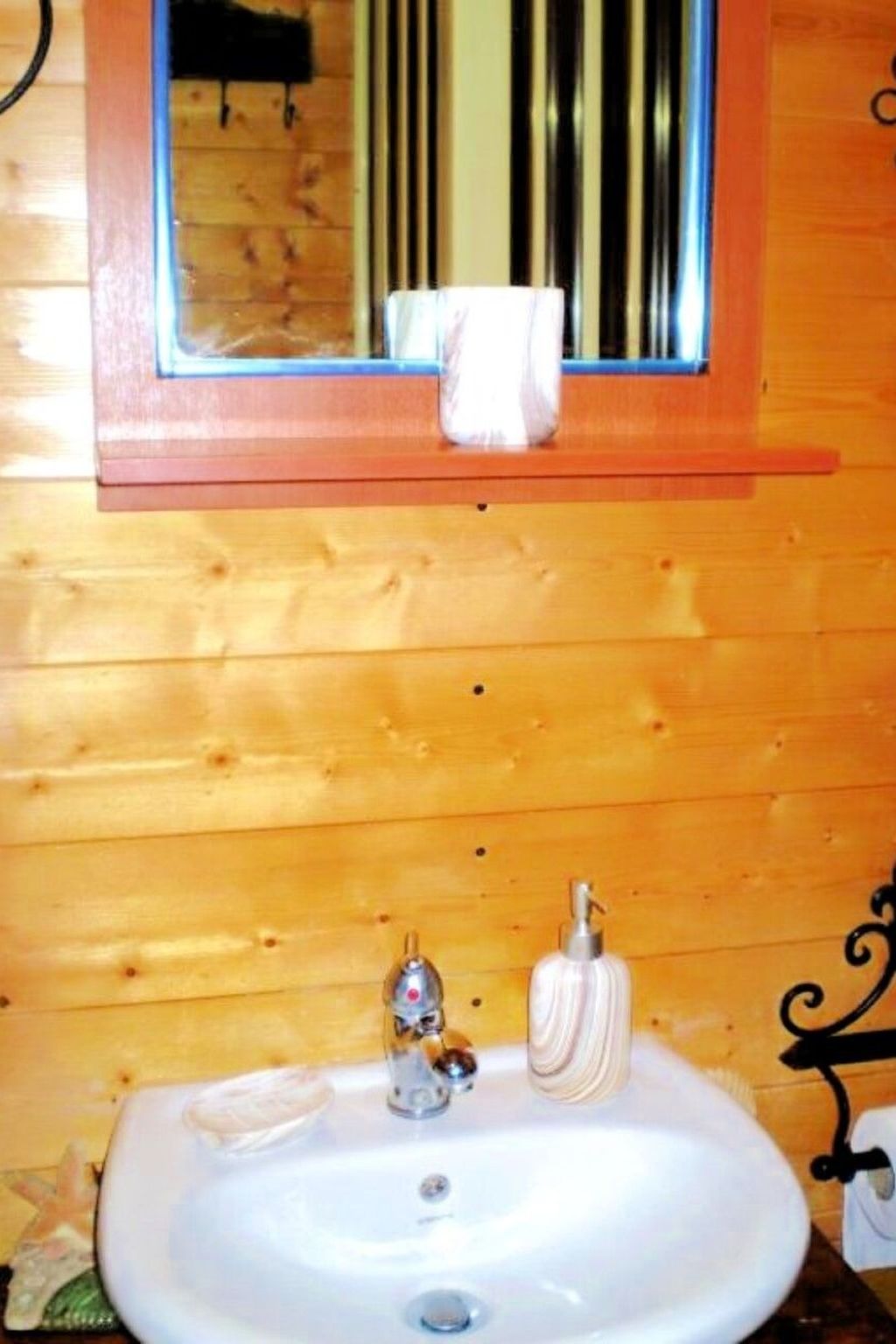 Landgut mit Garten, Grill und Terrasse-Image-tags.info