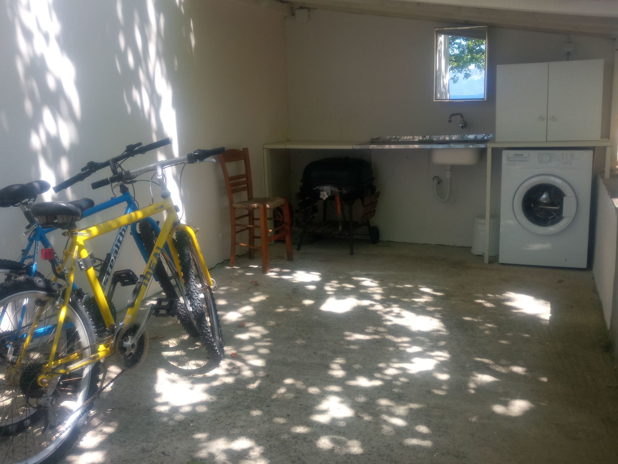 Simos in Paleokastro-Binnen