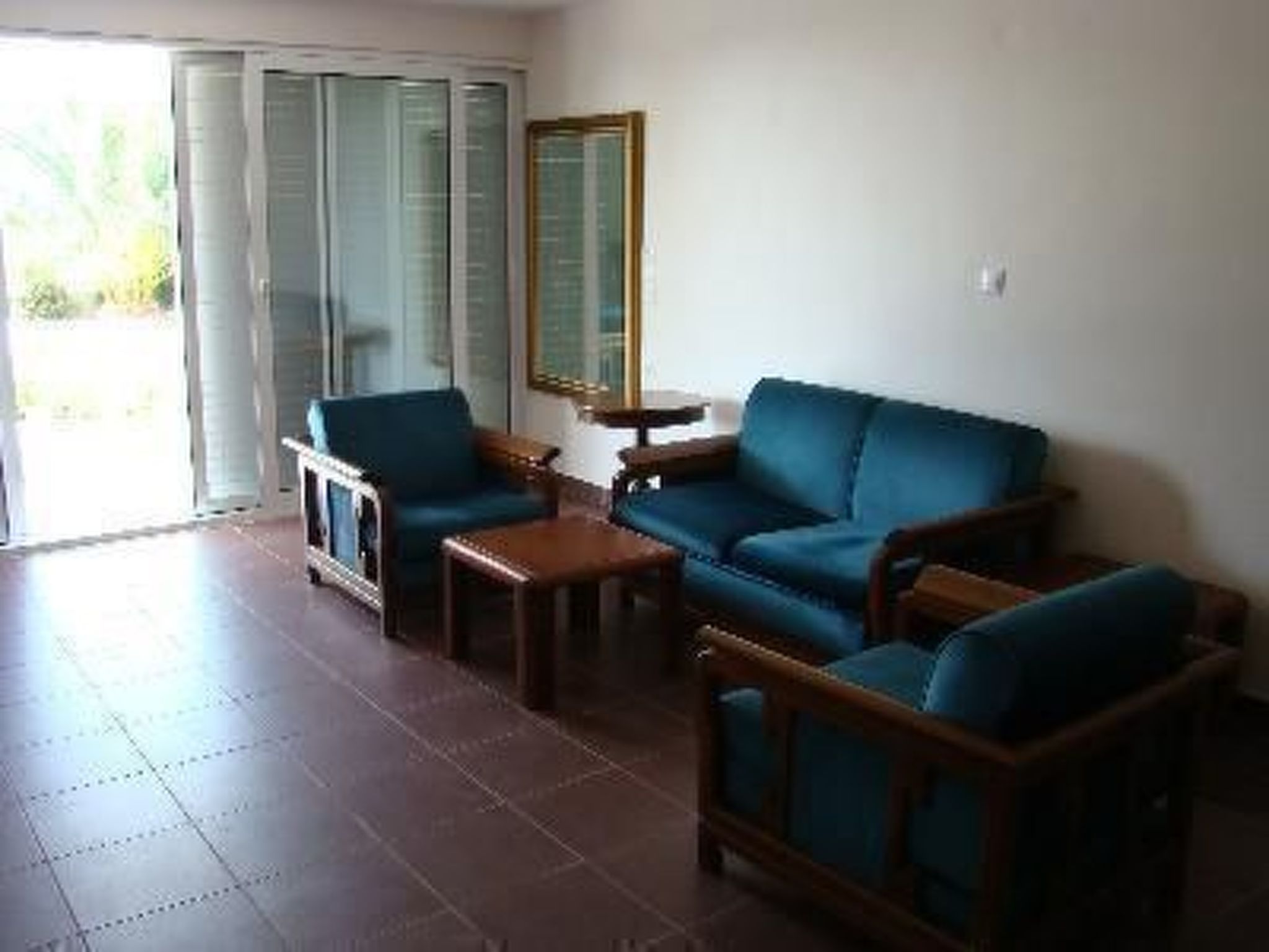 Studio mit Garten-Drinnen