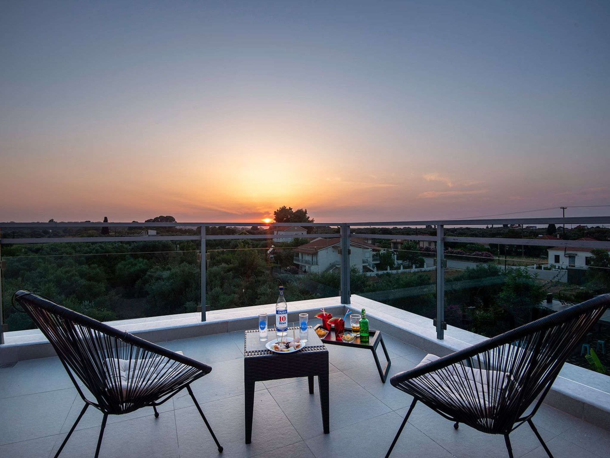 Geräumige Familienvilla, privater Pool und Garten-Buiten