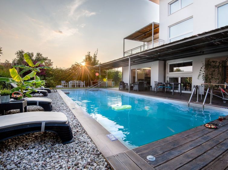 Villa Anna mit privatem Pool und Garten