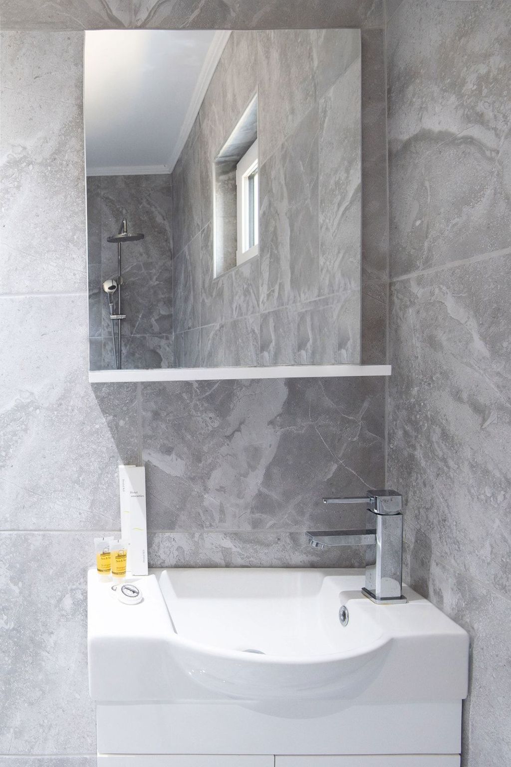 Villa Anna mit privatem Pool und Garten-Binnen