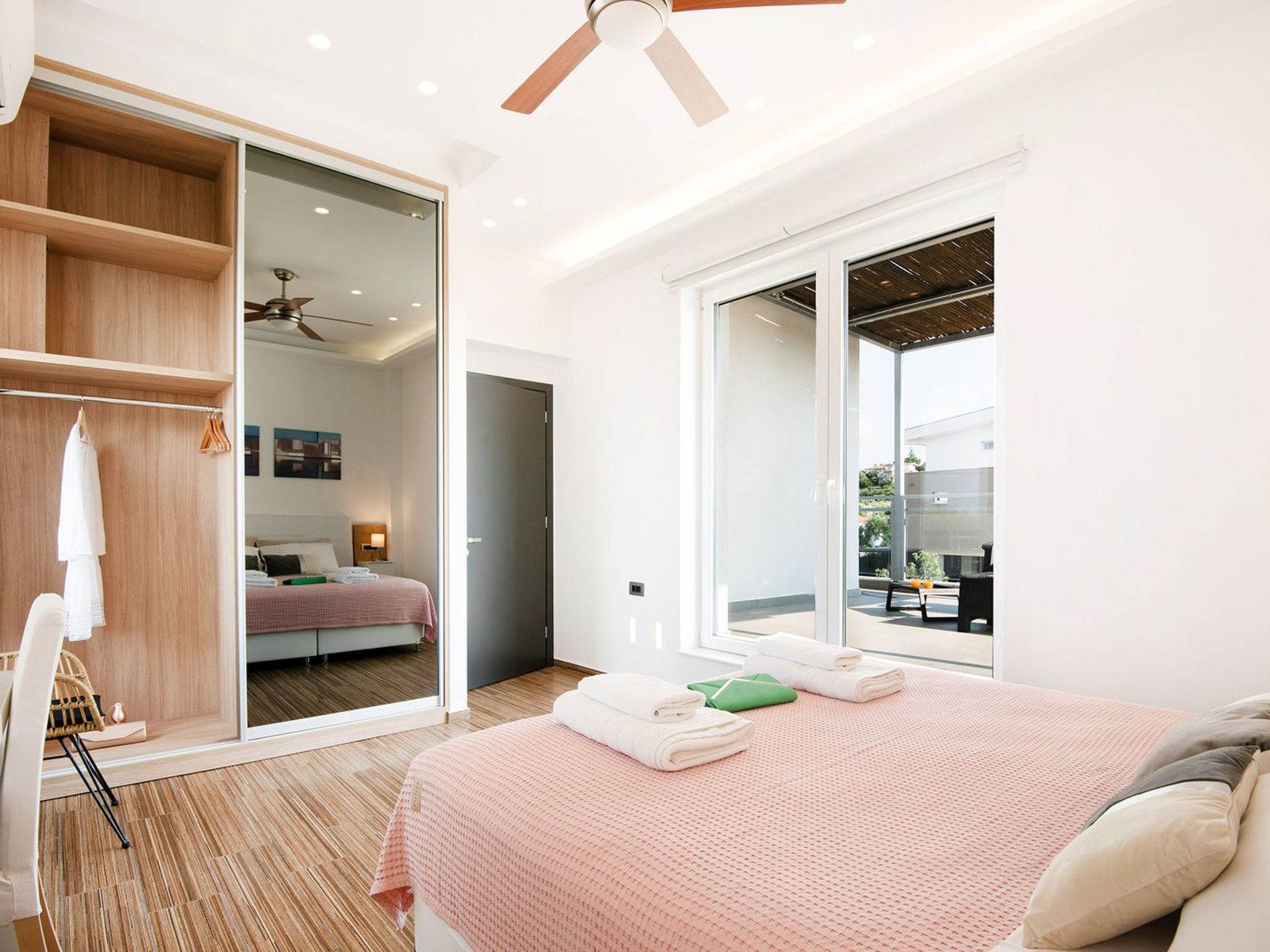 Villa Anna mit privatem Pool und Garten-Binnen