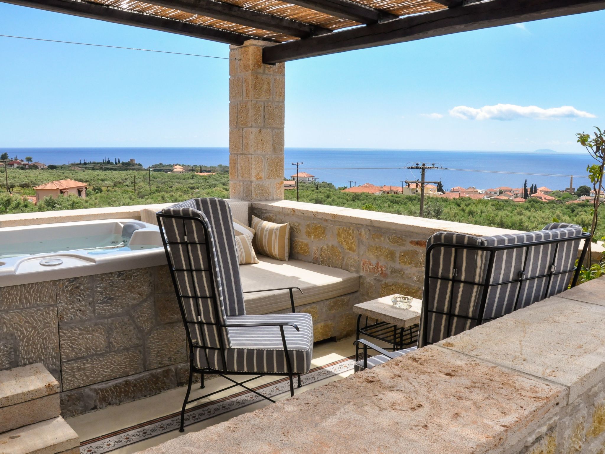 für 5 Personen ca. 80 m&sup2; in Kardamyli, Peloponnes (Messenien)