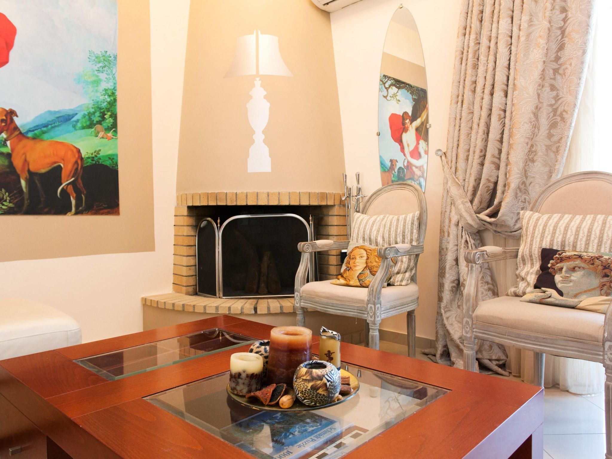 Ferienvilla mit Pool in Loutraki-Image-tags.info