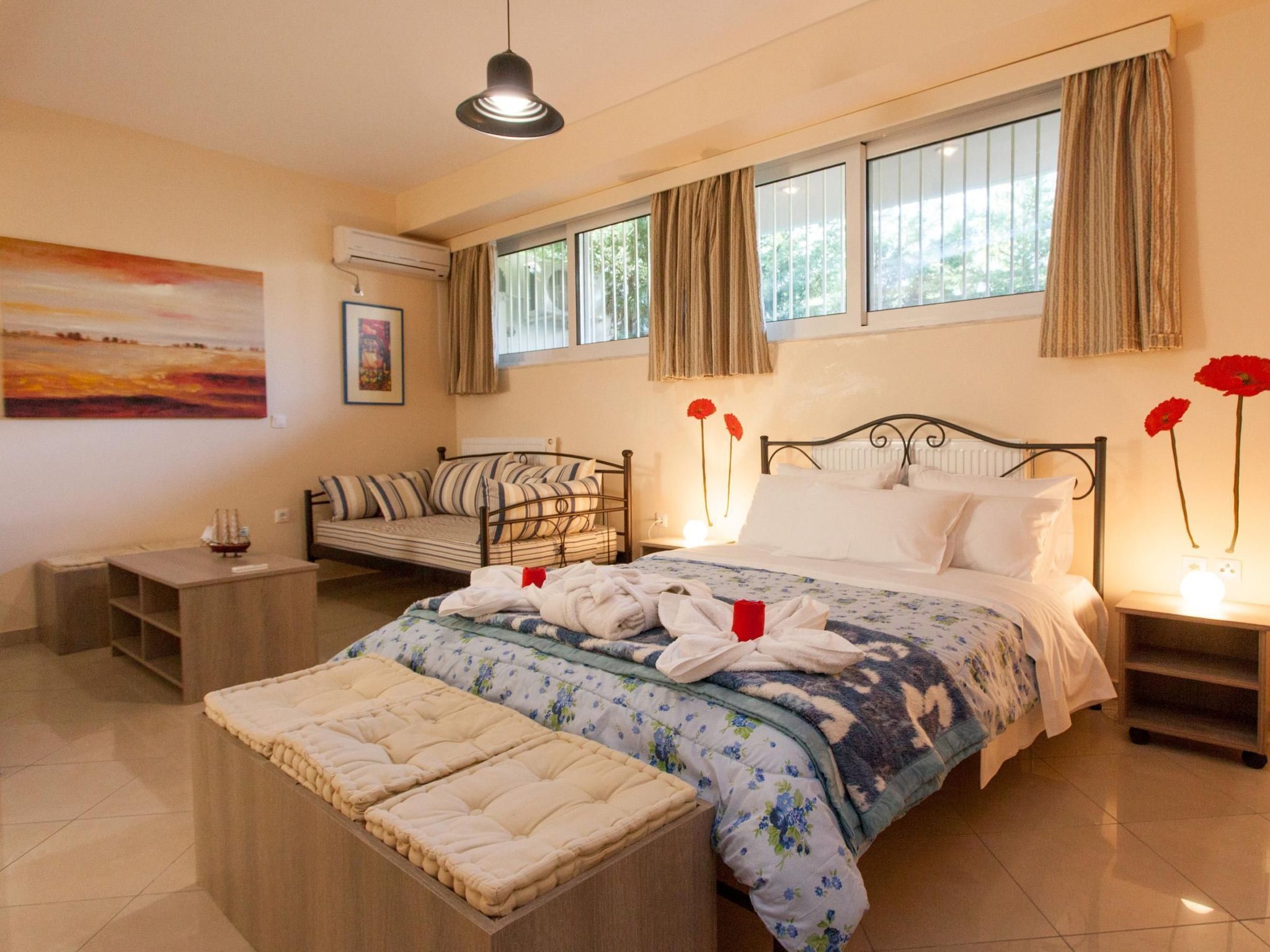 Ferienvilla mit Pool in Loutraki-Image-tags.info