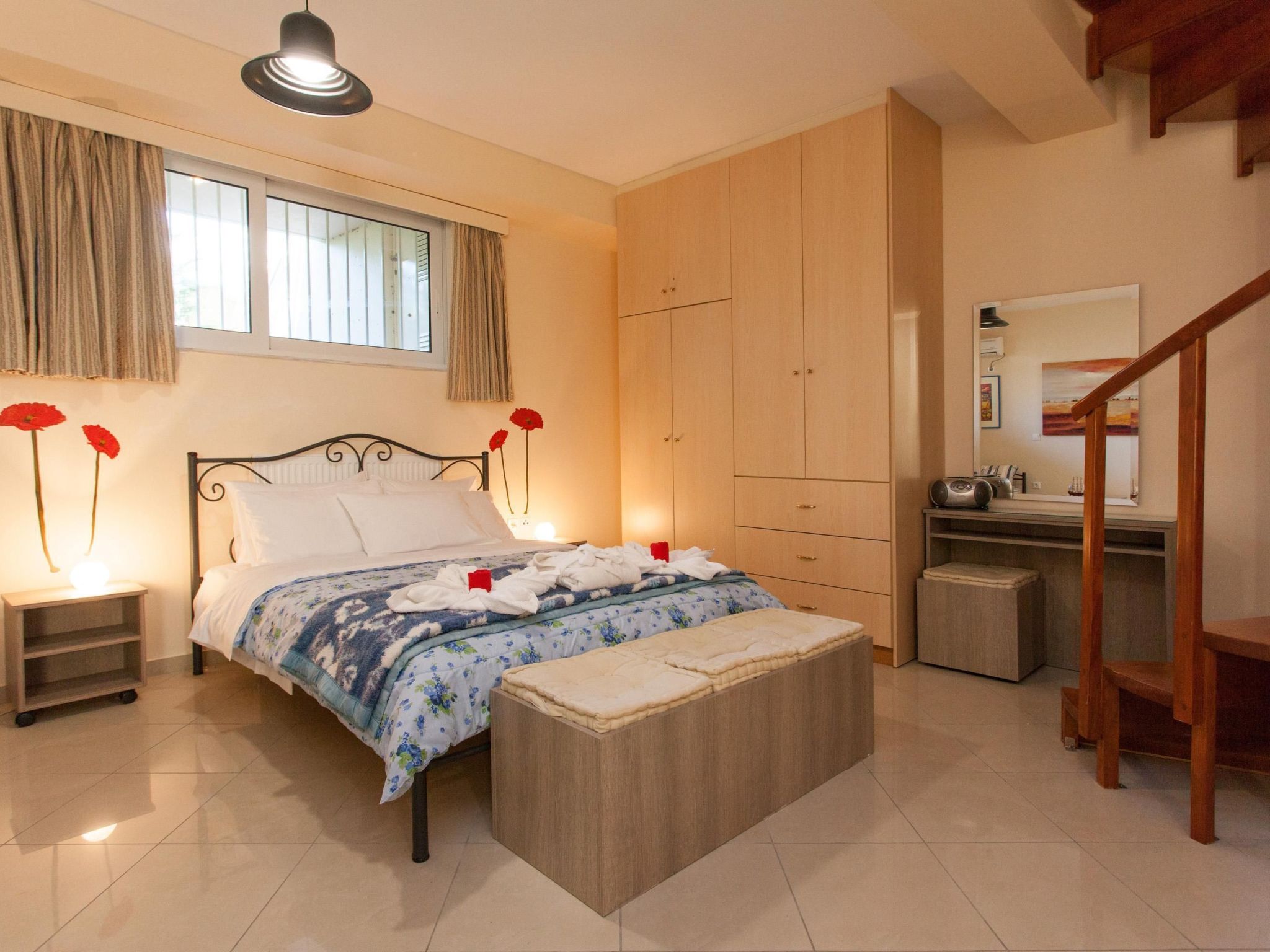 Ferienvilla mit Pool in Loutraki-Image-tags.info