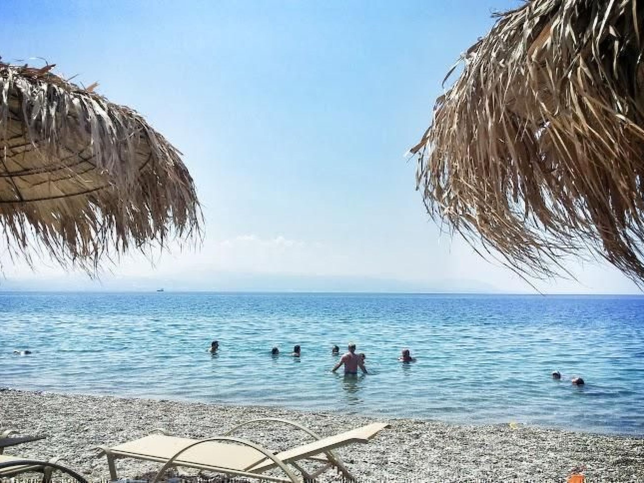 Ferienvilla mit Pool in Loutraki-Image-tags.info