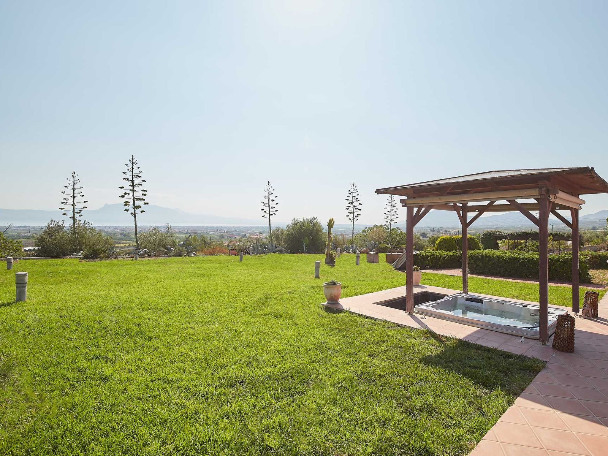 Villa Dennis-Image-tags.info