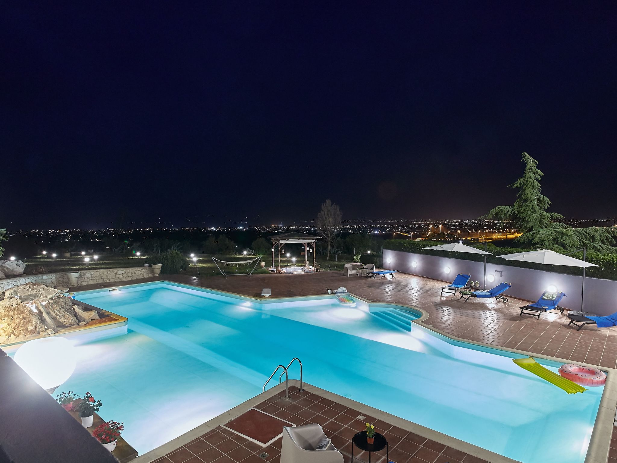 Villa Dennis Euthoria Rückzugsort-Dehors