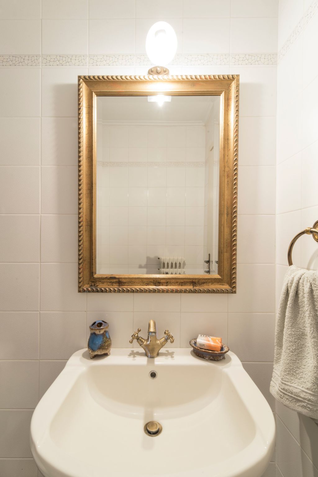 Neben Orangenbaum-Obstgarten-Binnen