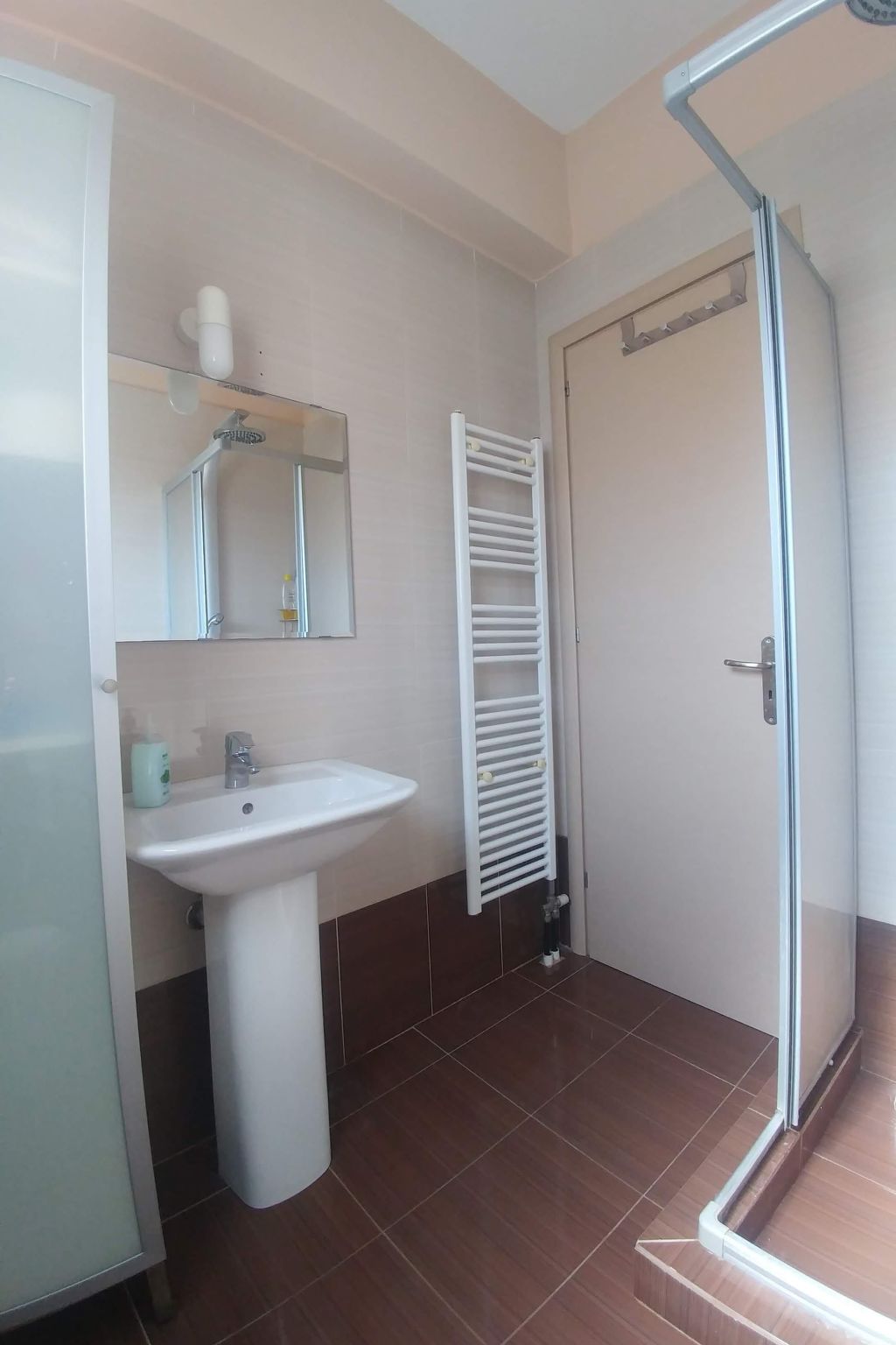 Charmantes Appartement in Derveni-Drinnen