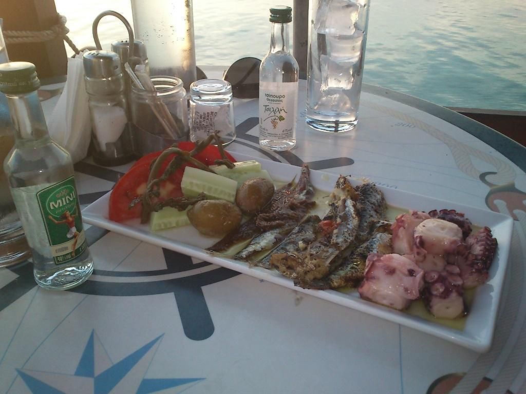 Appartement in Derveni mit Terrasse-Drinnen