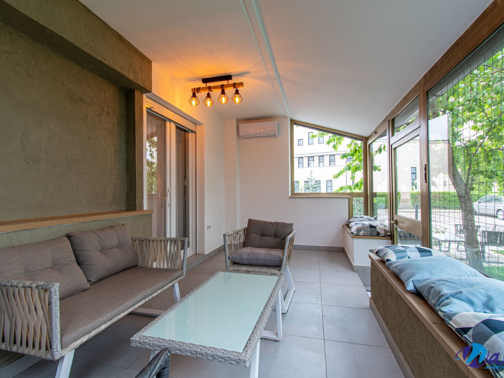 Wohnung mit Terrasse-Dedans