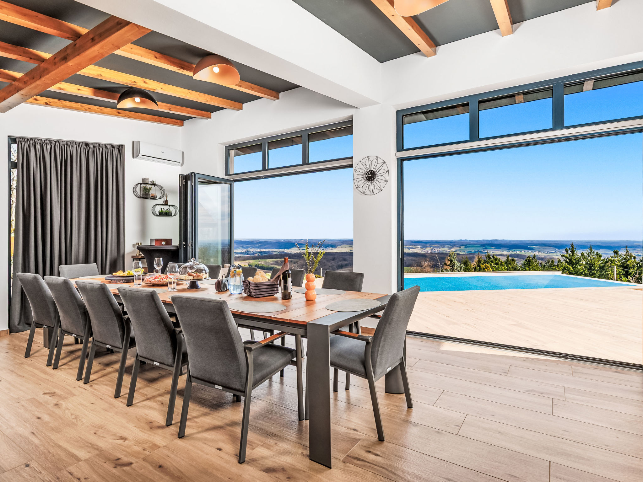 Five Senses House - Dehors