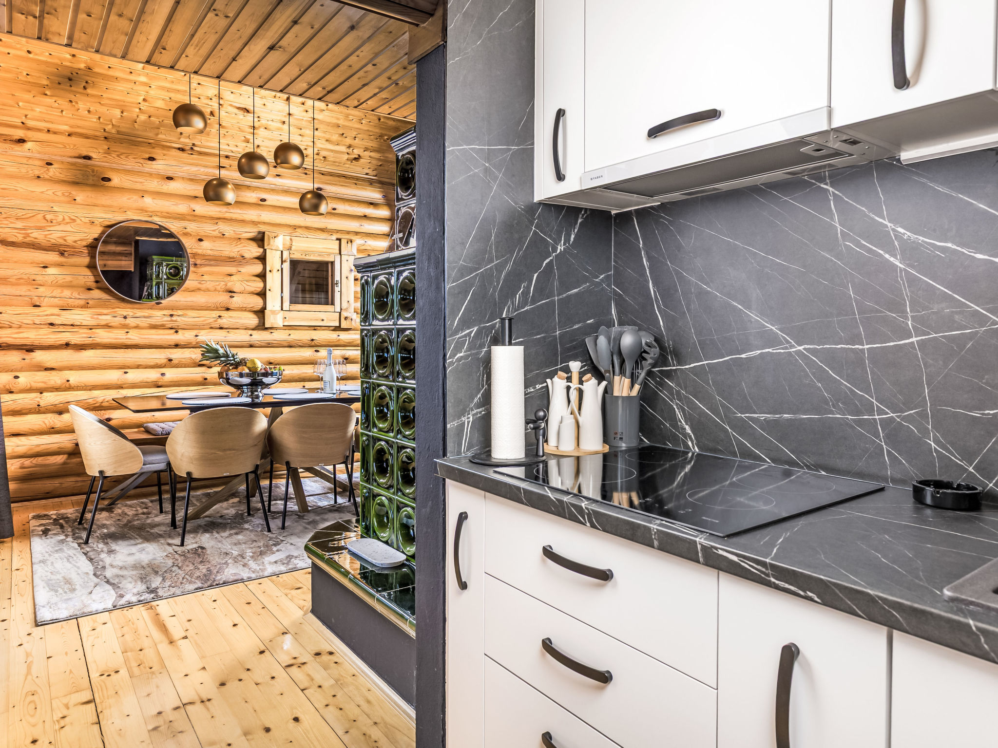 Five Senses House - Dedans