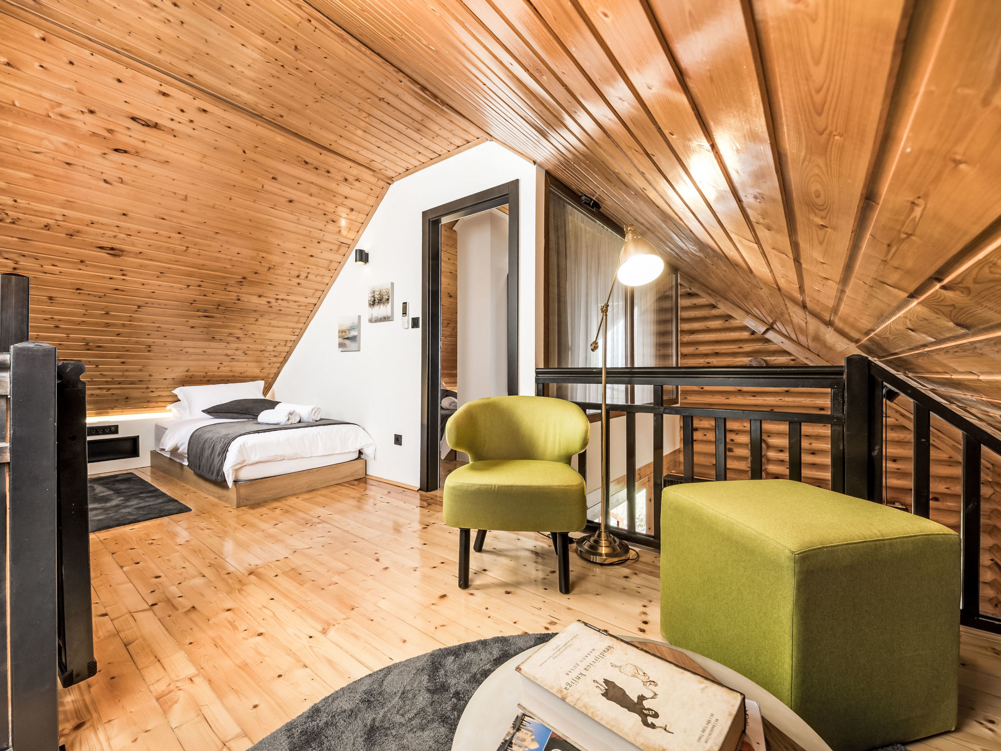 Five Senses House - Dedans