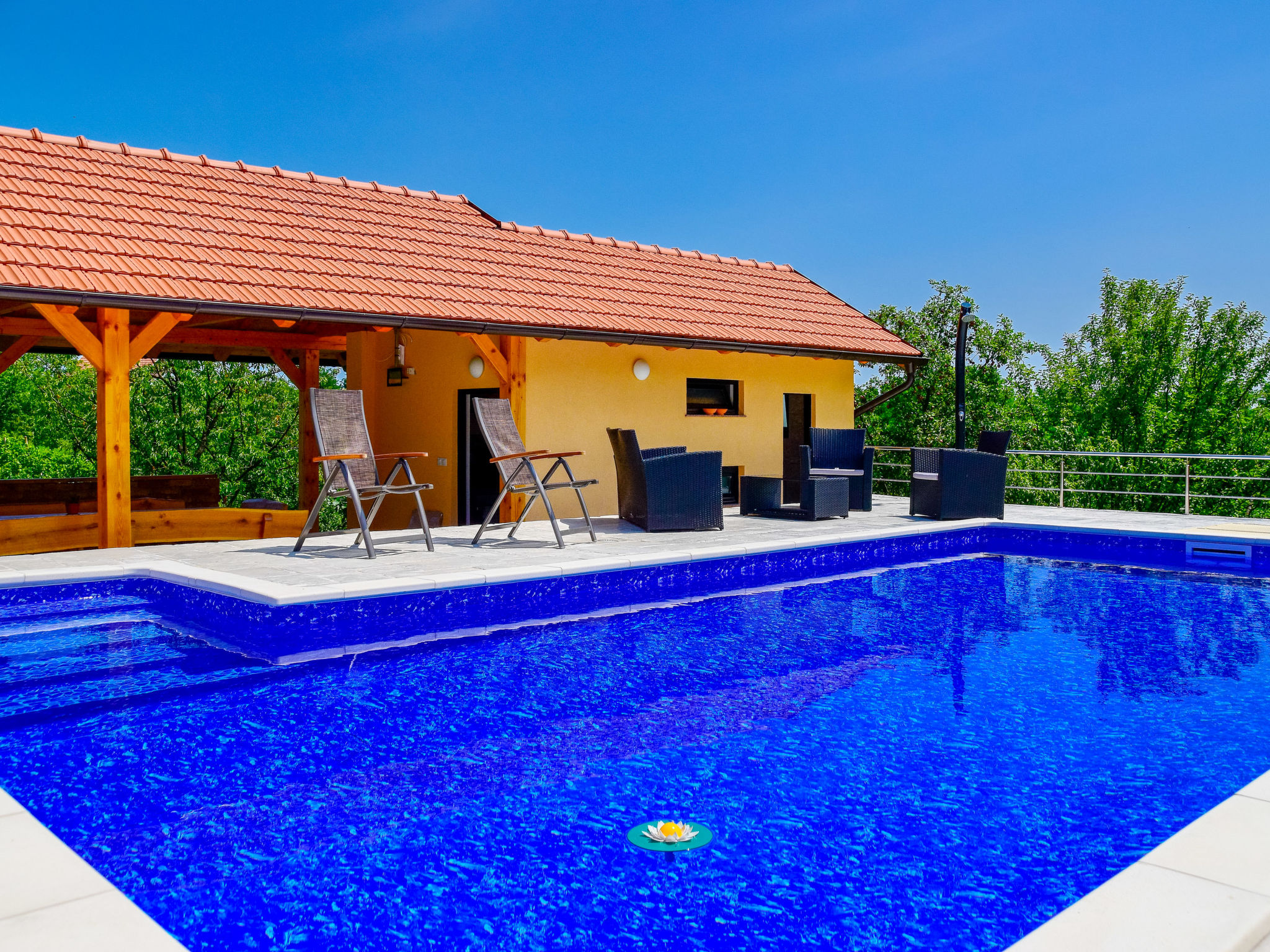Madera — Pool Outdoor (3 of 30)