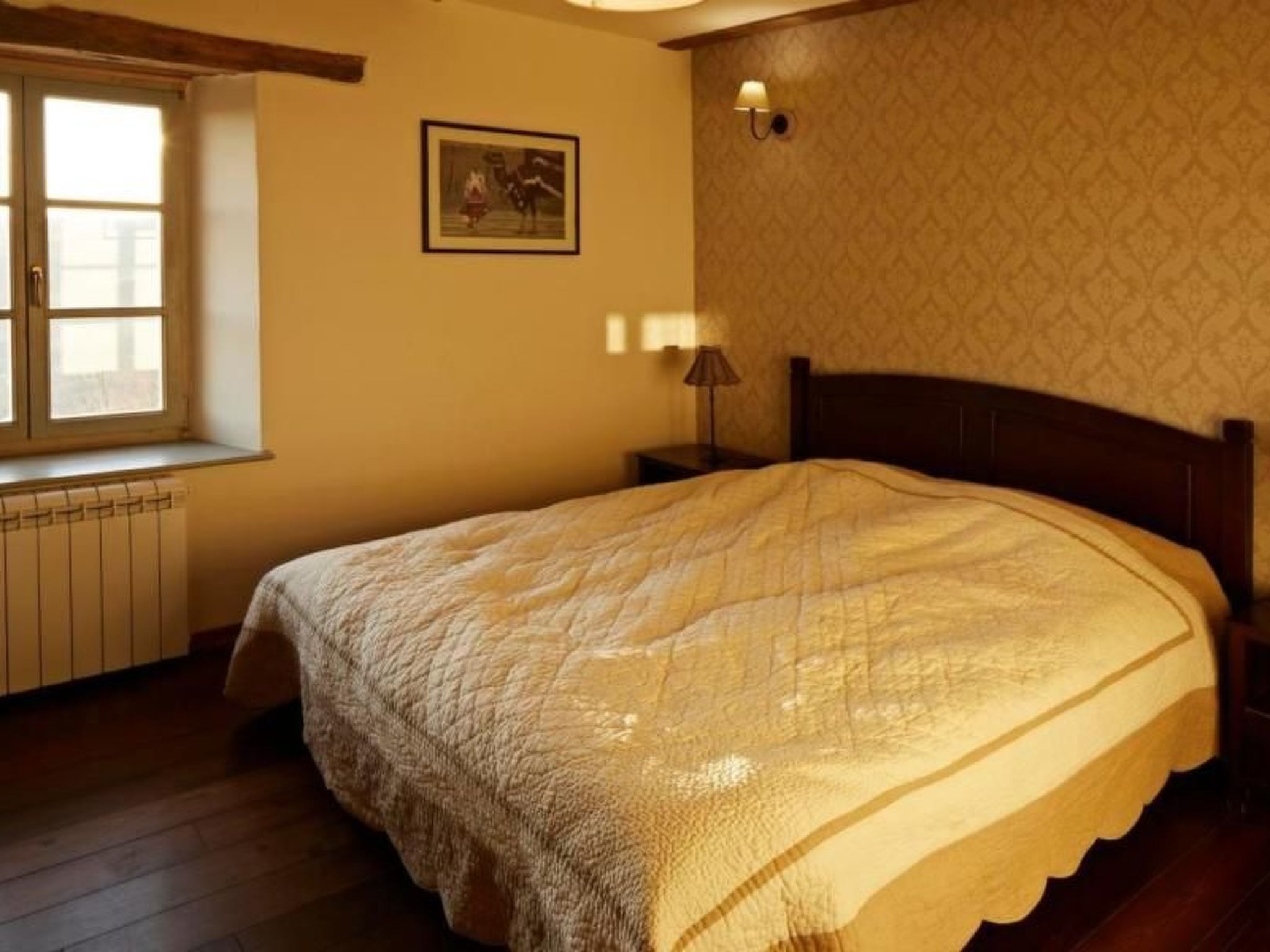 In Kostanjica mit Grill, Terrasse und Garten-Drinnen