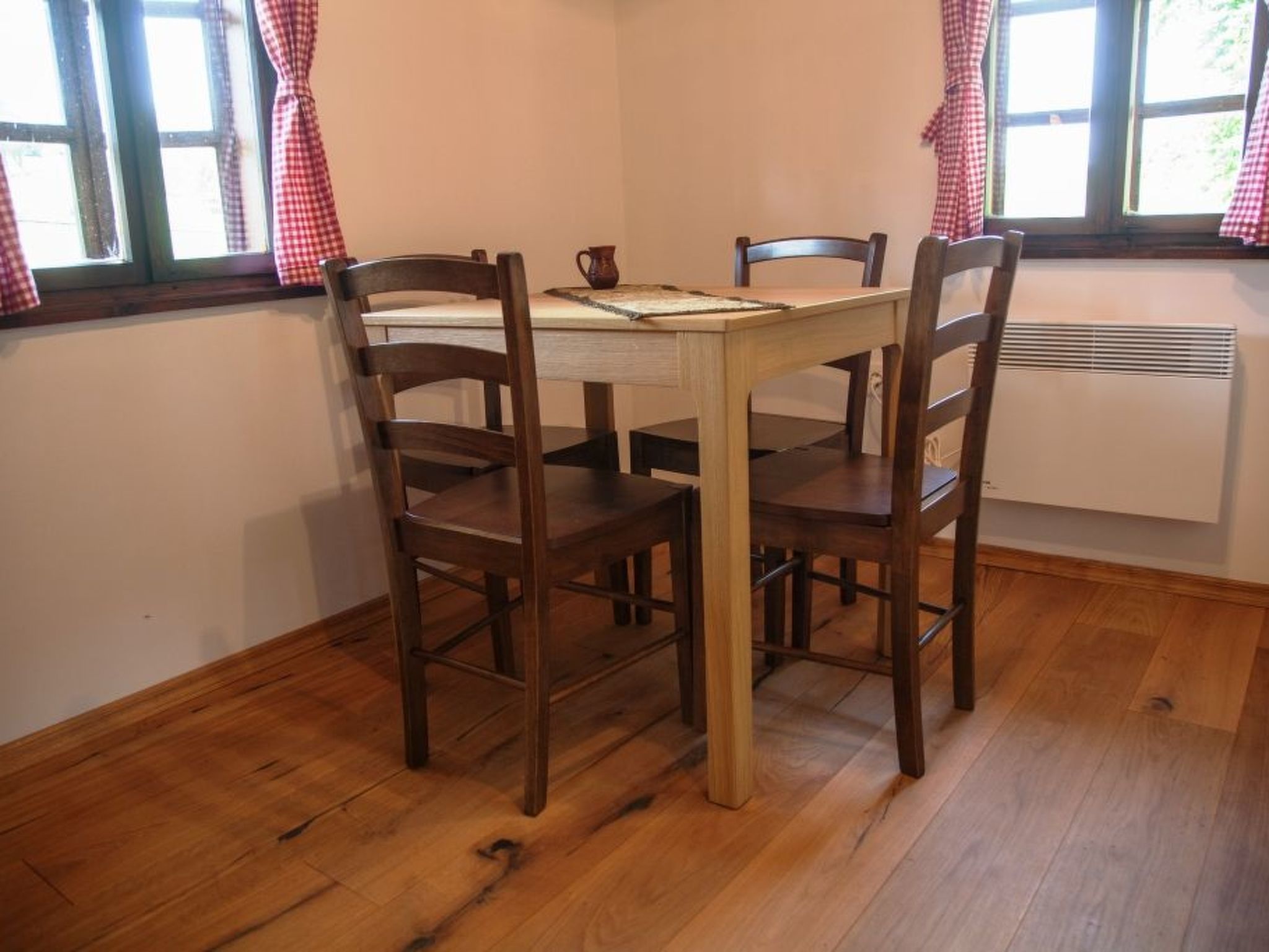 Für 4 Personen und 1 Kind in Tuhelj, Nordkroatien-Image-tags.info