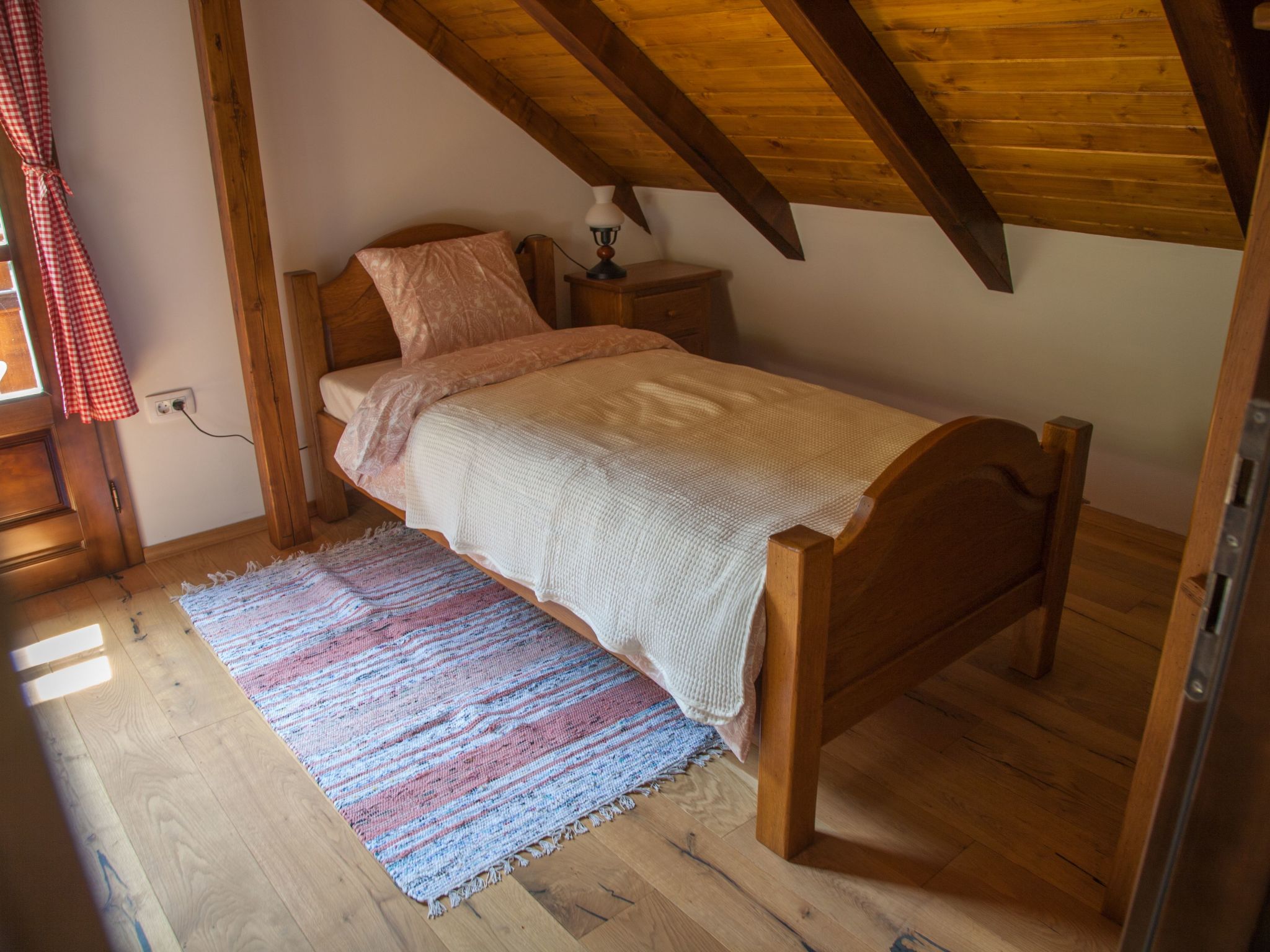 Für 4 Personen und 1 Kind in Tuhelj, Nordkroatien-Image-tags.info