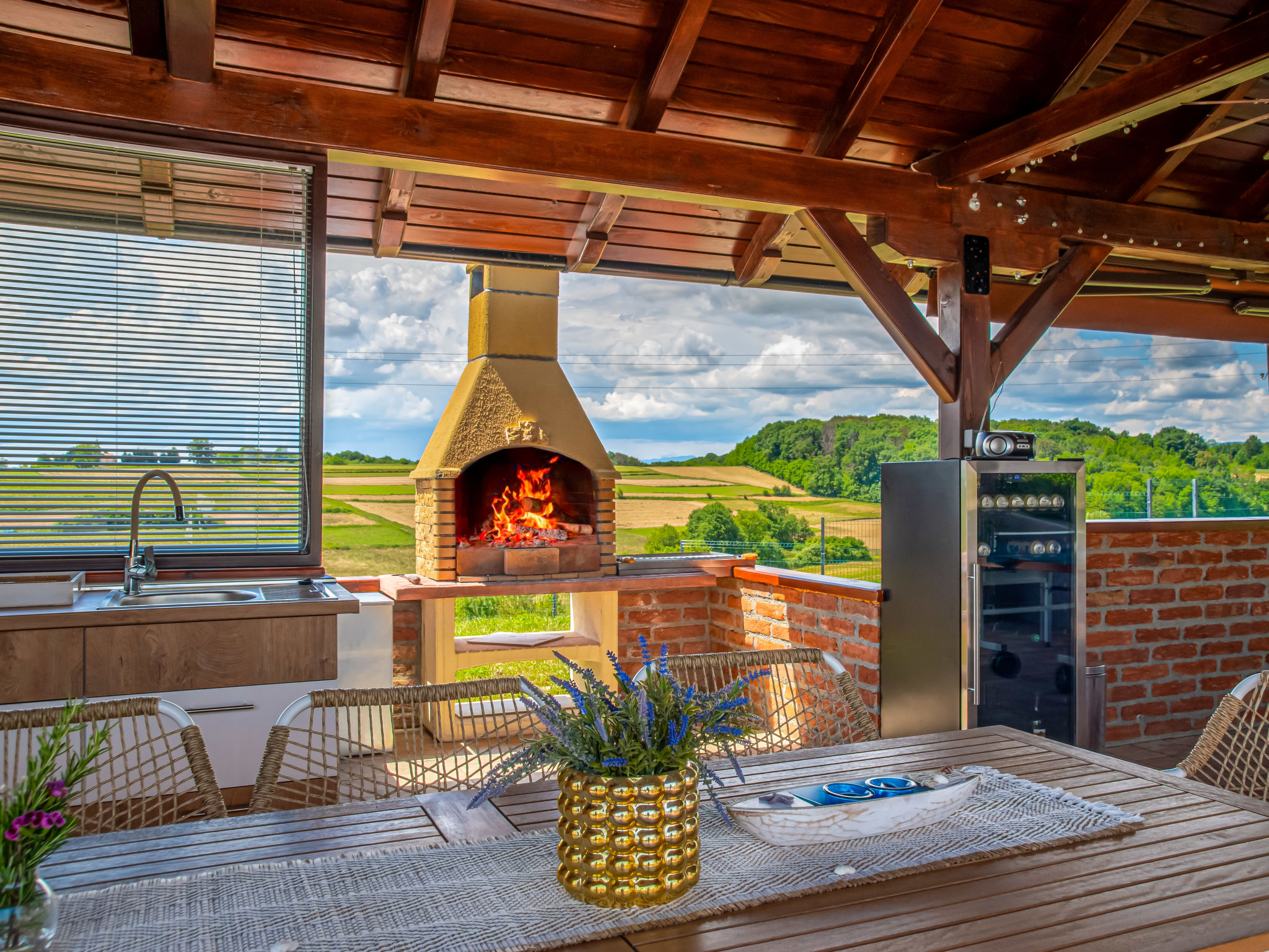 Kitchen / Dining Room