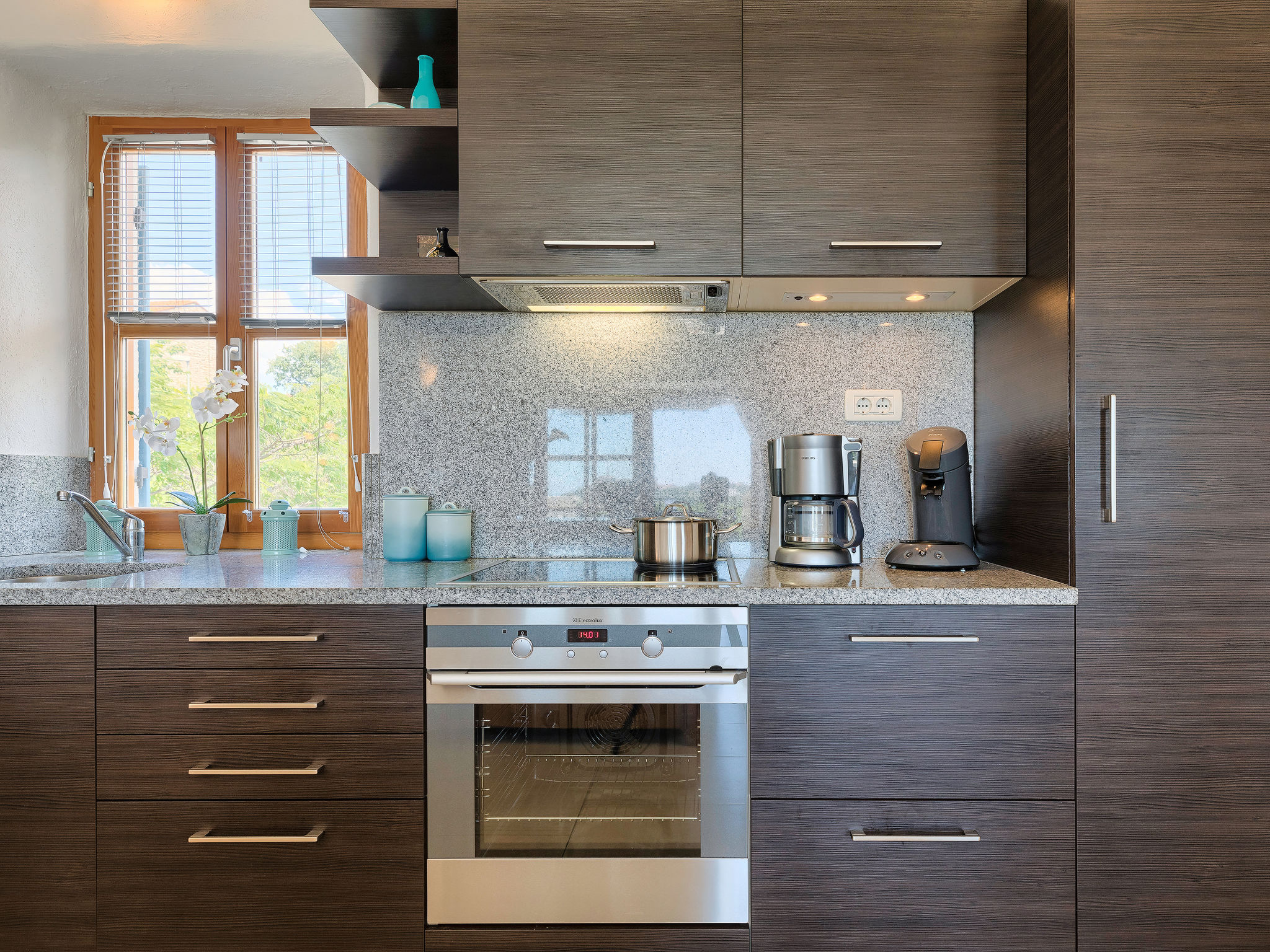 Maison Nini – Cuisine et coin repas, photo 12 sur 47