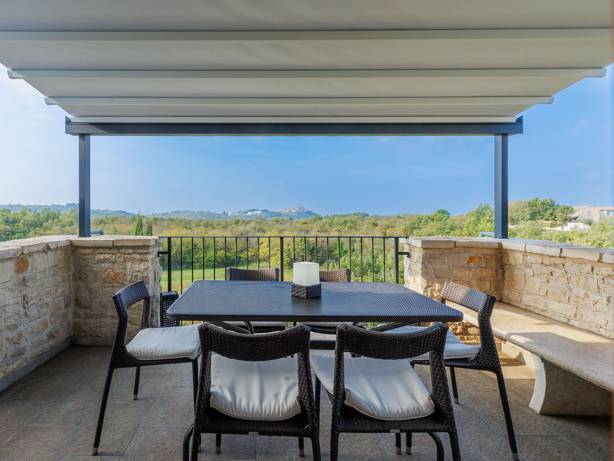 Maison Nini – Terrasse, photo 10 sur 47