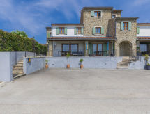 Maison Bullea