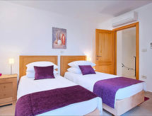 Maison Bullea