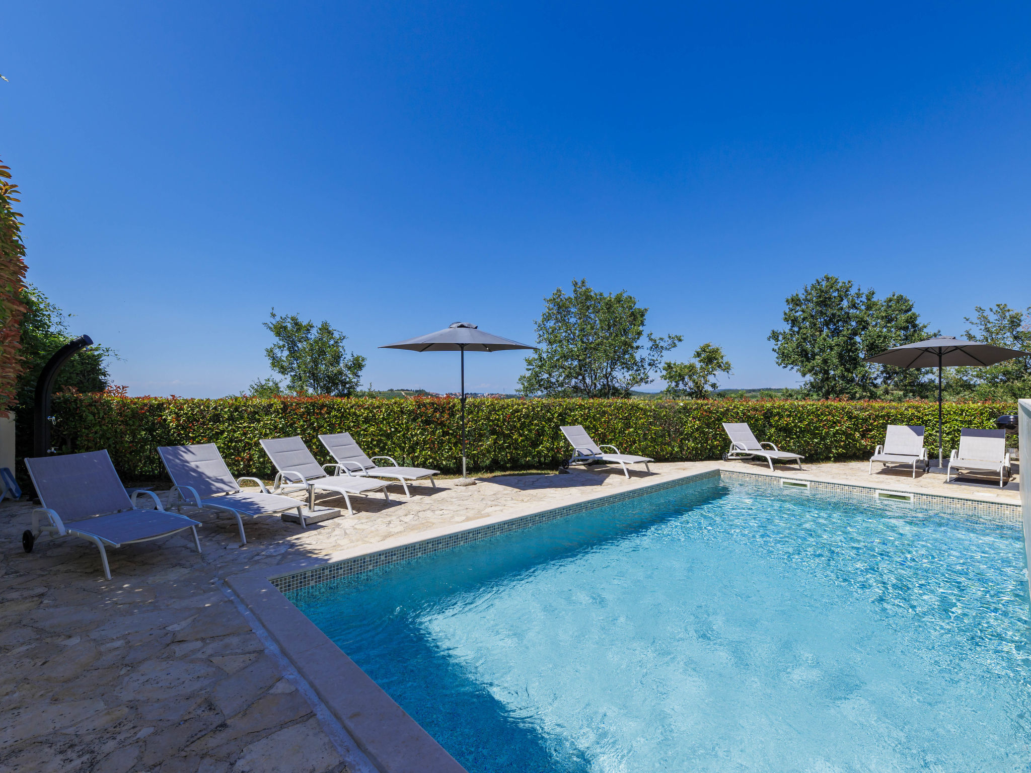 Villa Morgan – Piscine extérieure, photo 29 sur 40