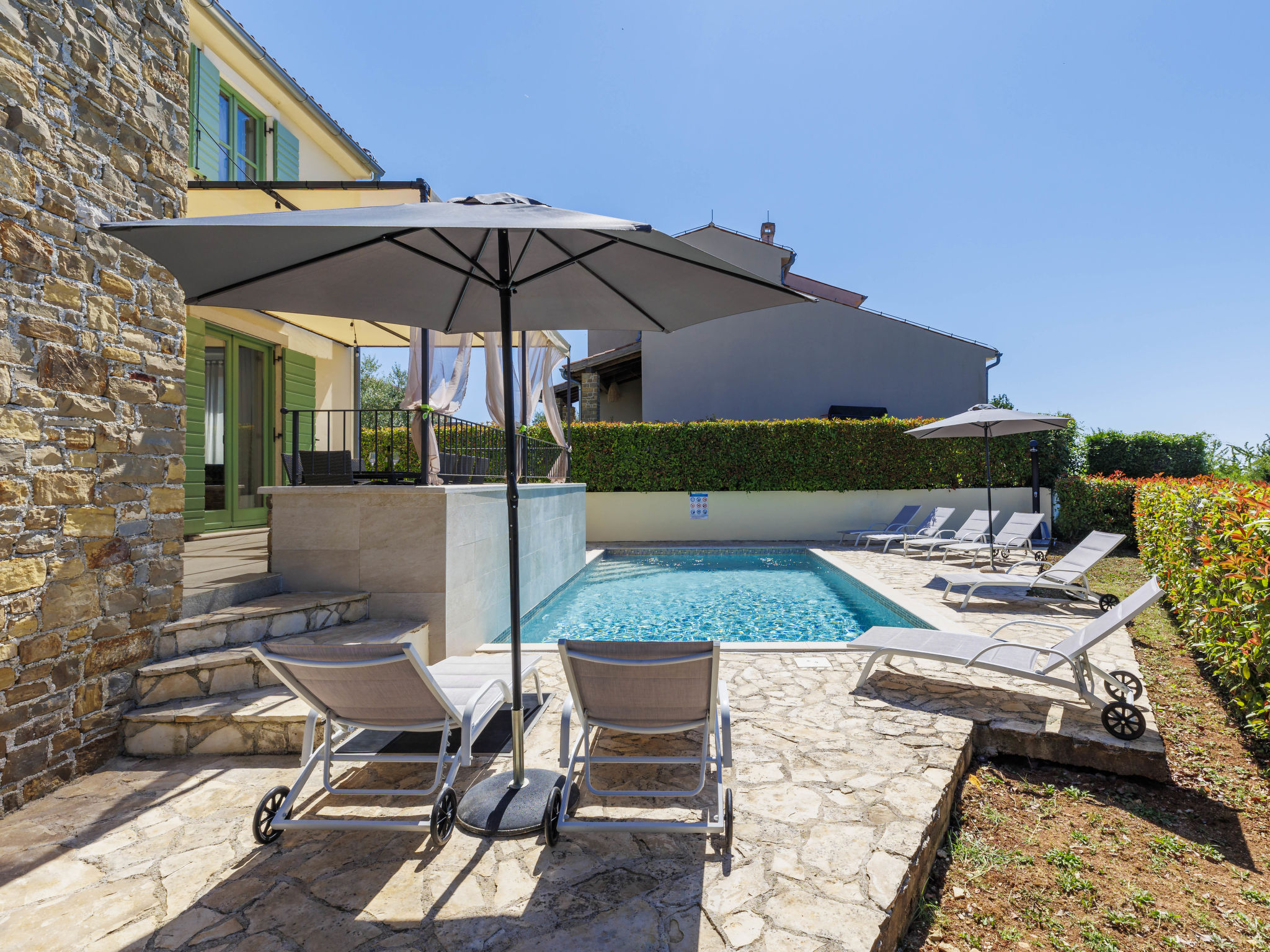 Morgan — Pool Outdoor (4 of 40)