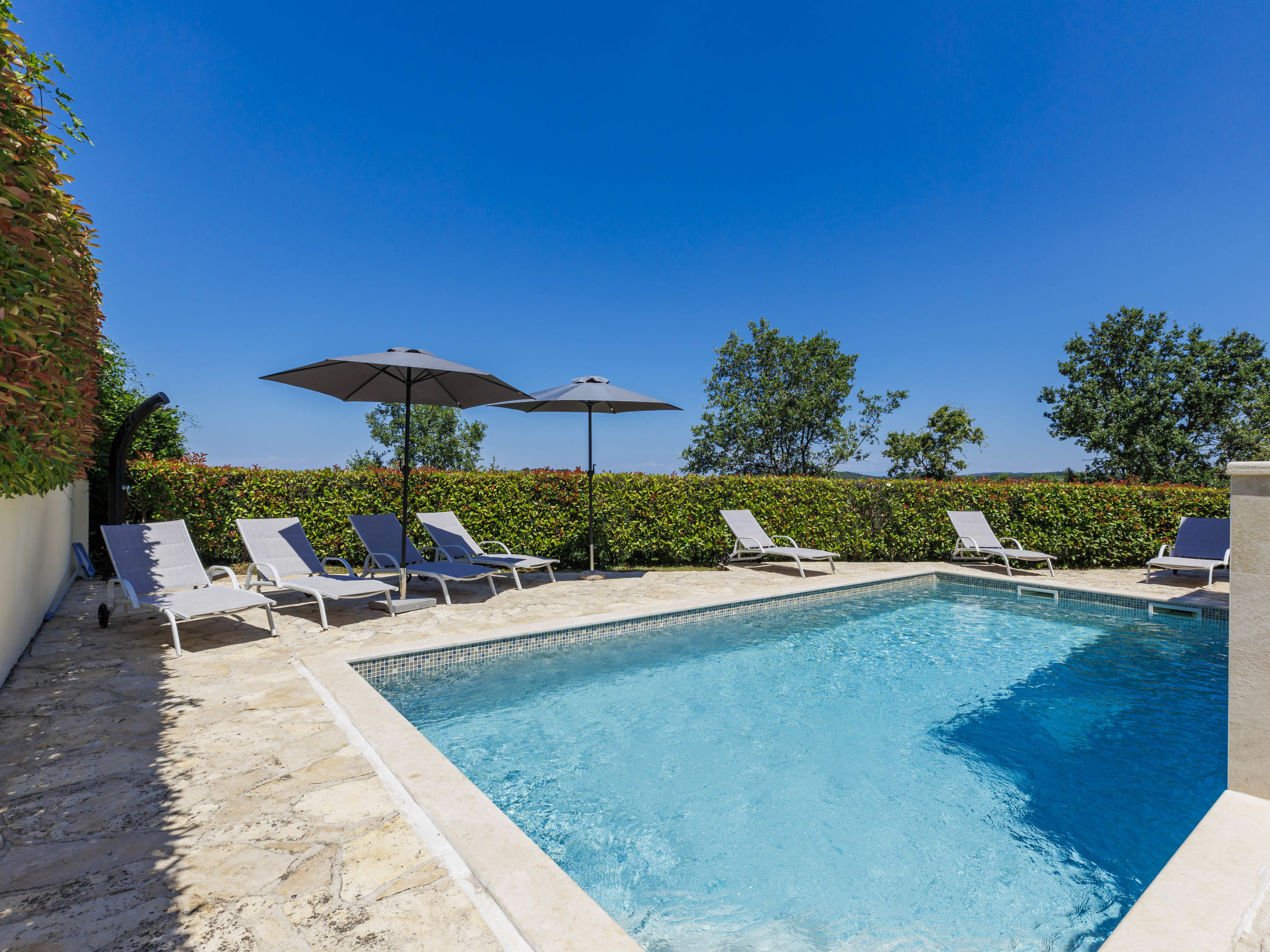 Morgan — Pool Outdoor (5 of 40)
