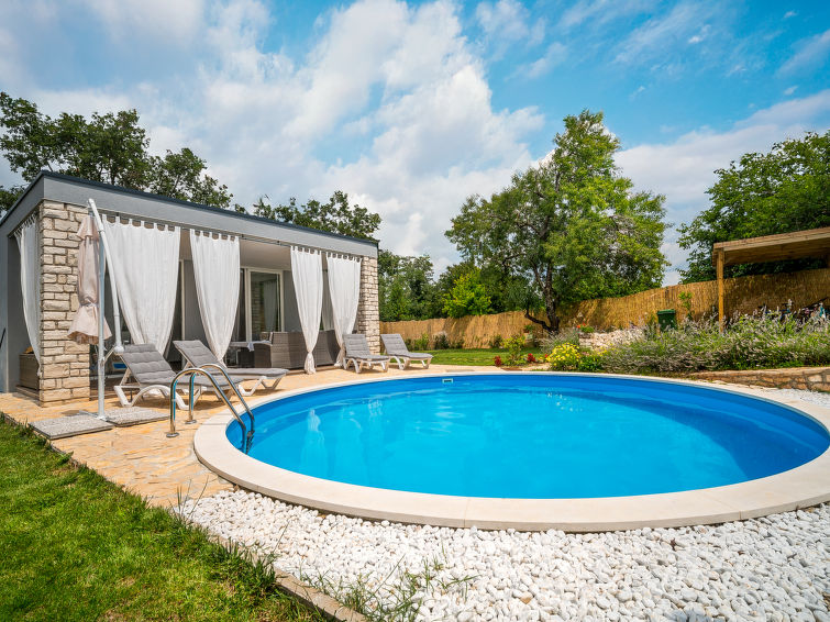 4-persoons vakantiehuis Ofelia met privézwembad en wellness in Buje in Buje