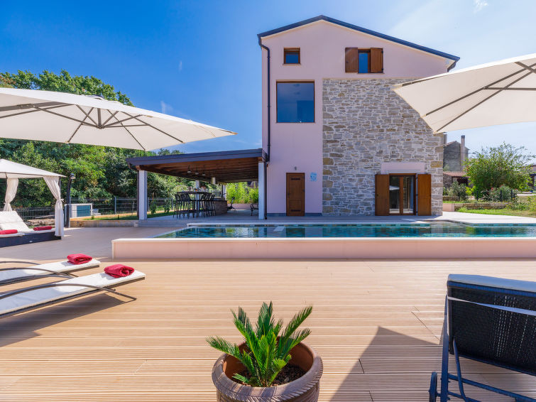 Wellness en luxe in Villa Julia: vakantiehuis met zwembad in Buje in Buje