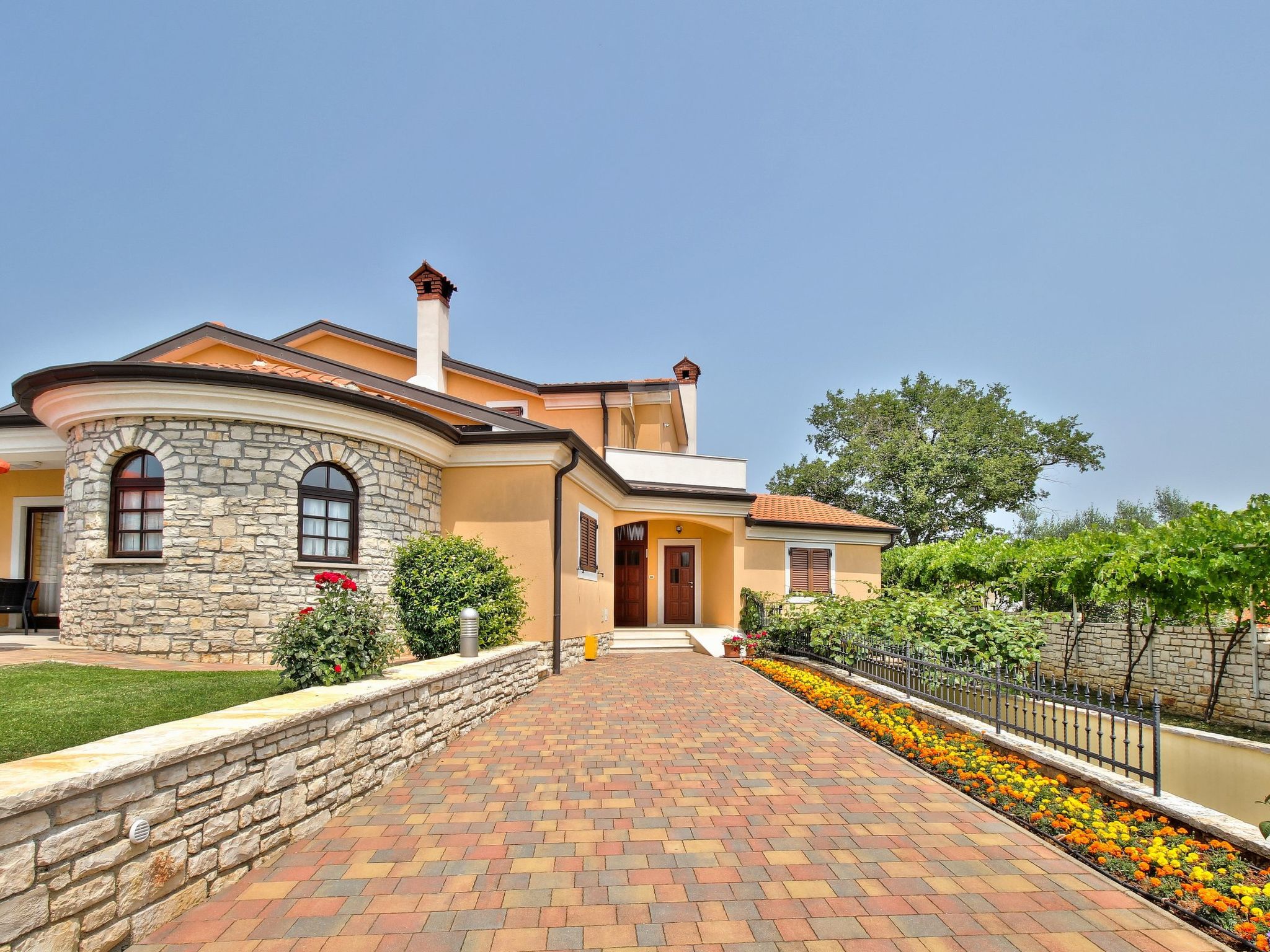 Schöne Ferienvilla Morena mit Pool-Drinnen