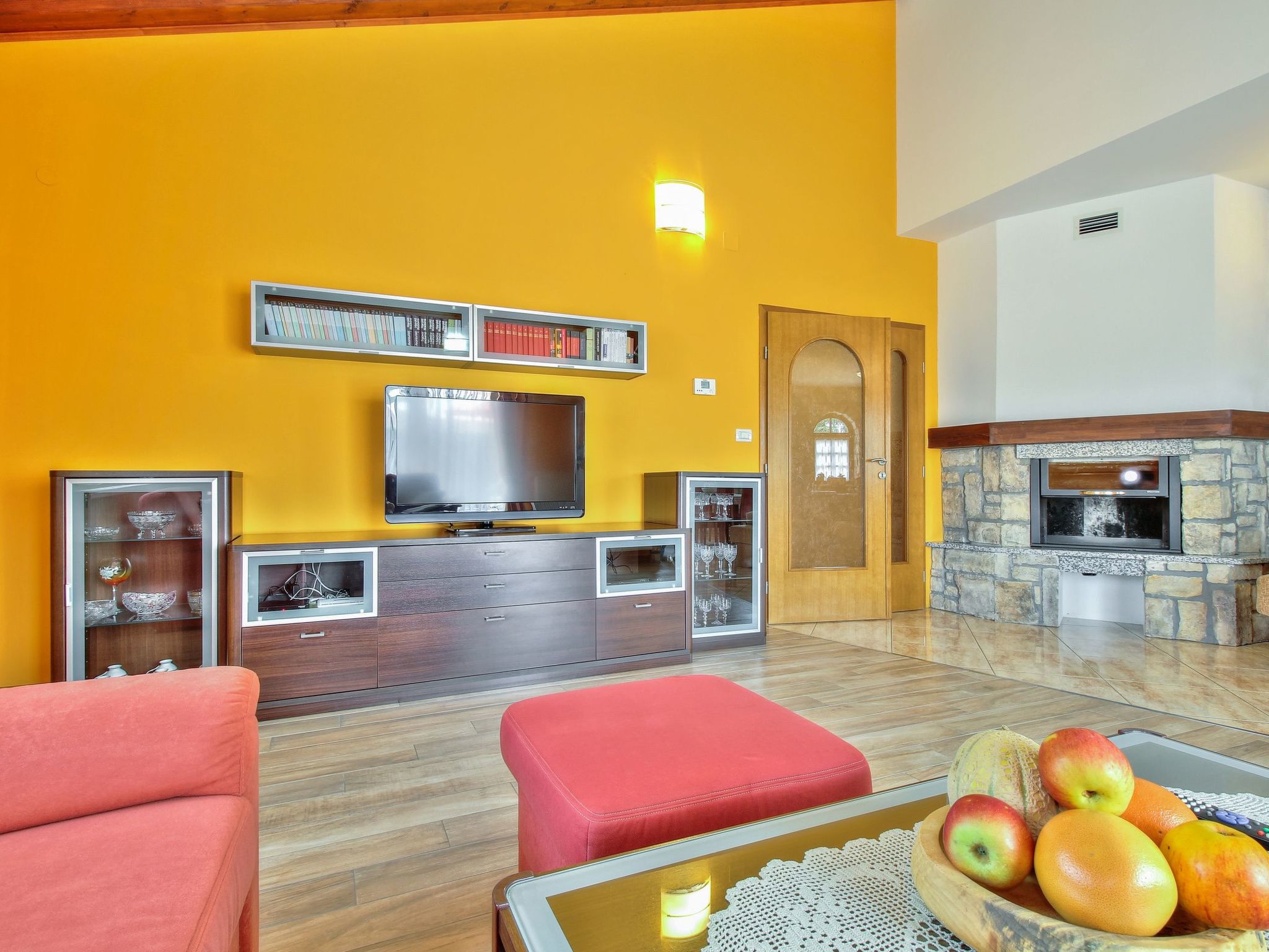 Schöne Ferienvilla Morena mit Pool-Drinnen