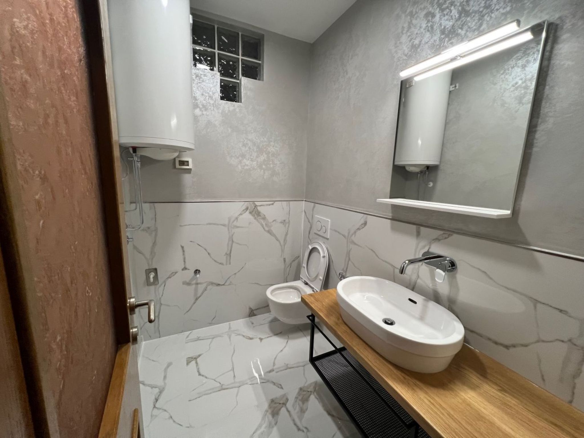 Schöne Ferienvilla Morena mit Pool-Drinnen