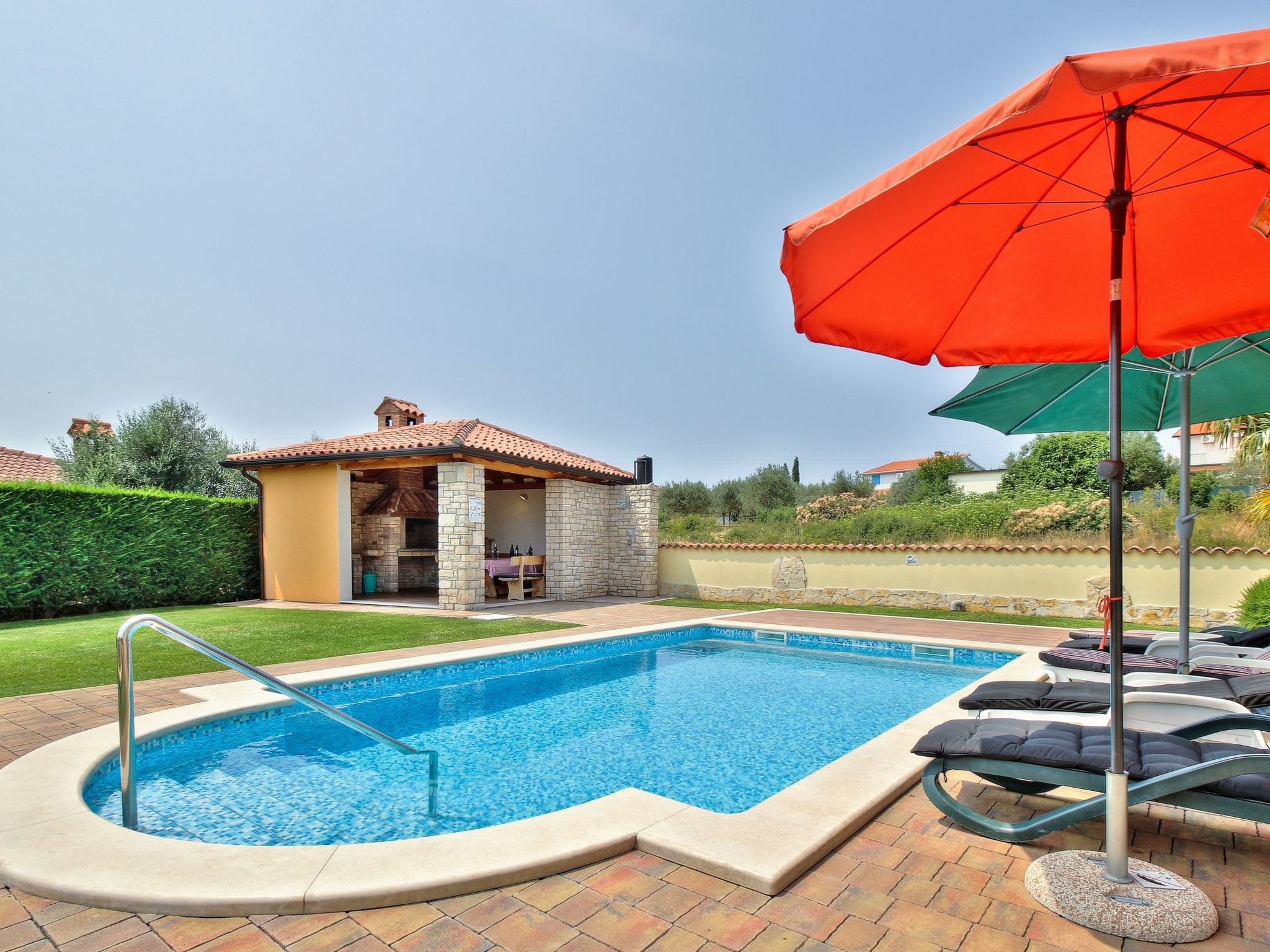 Schöne Ferienvilla Morena mit Pool-Drinnen