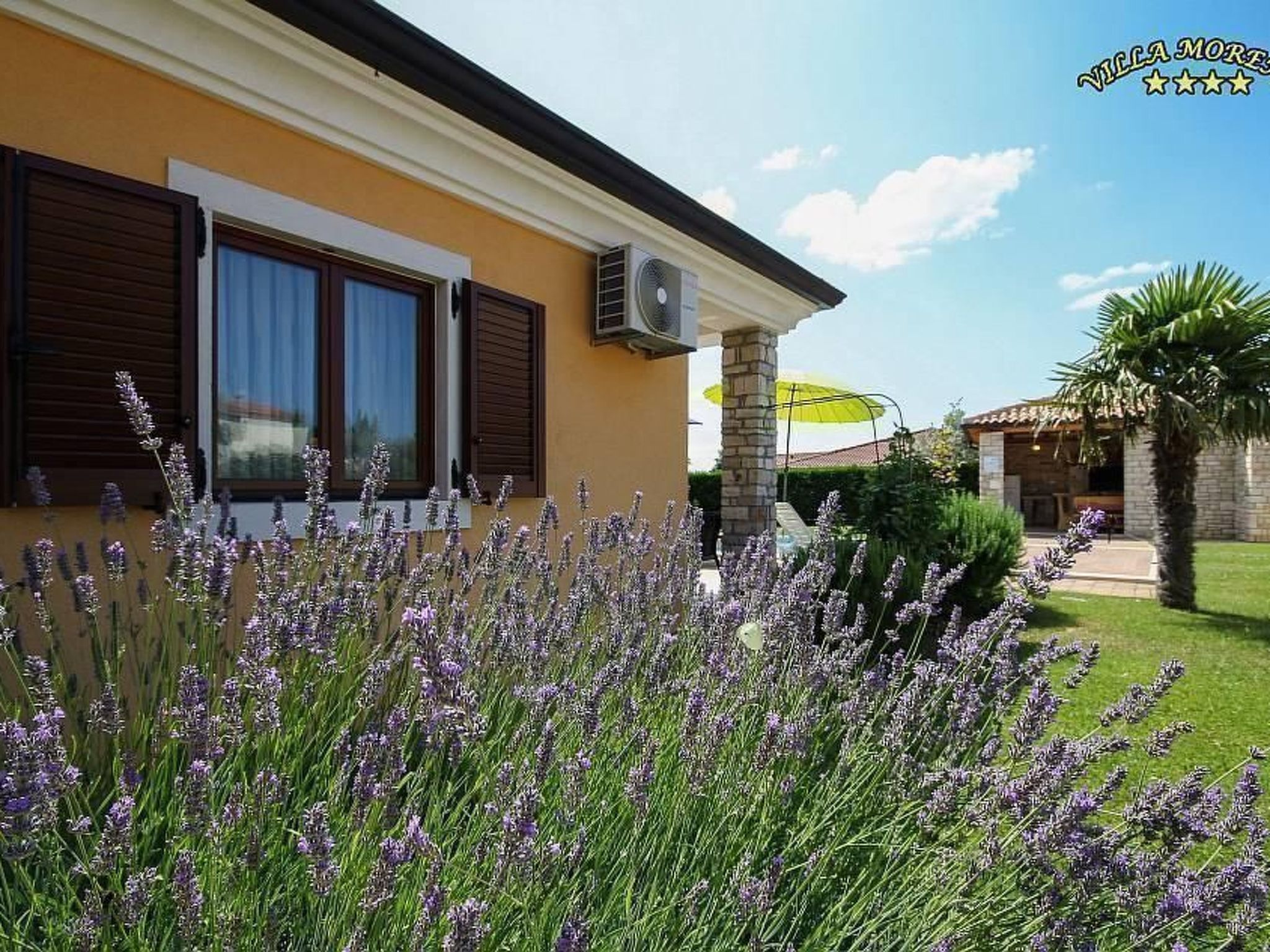 Schöne Ferienvilla Morena mit Pool-Drinnen