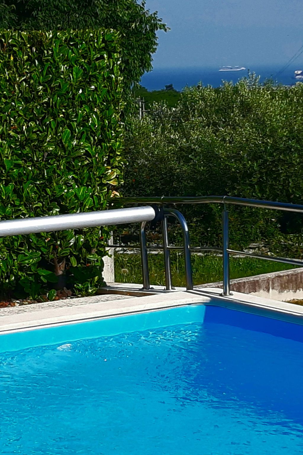 Mit beheiztem Pool-Drinnen