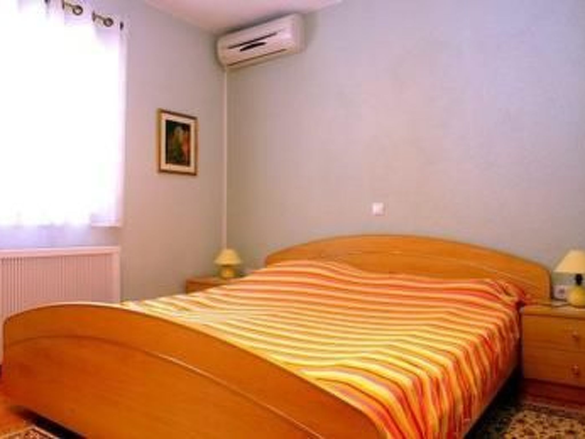 In Buje mit Barbecue-Inside