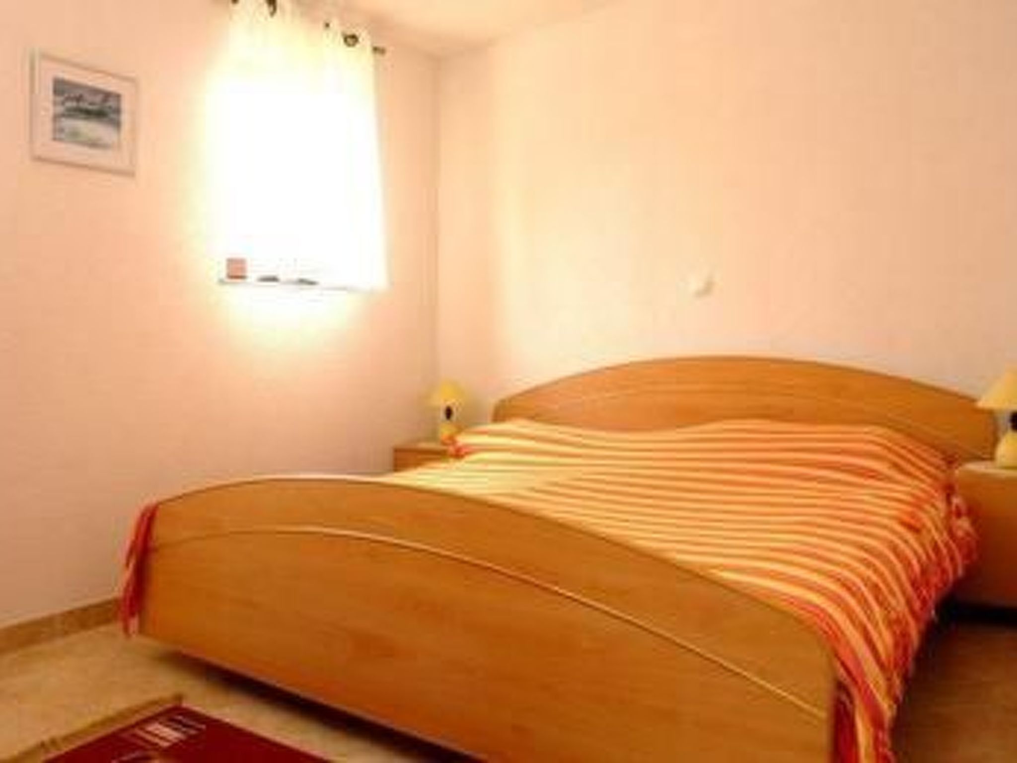 In Buje mit Barbecue-Inside