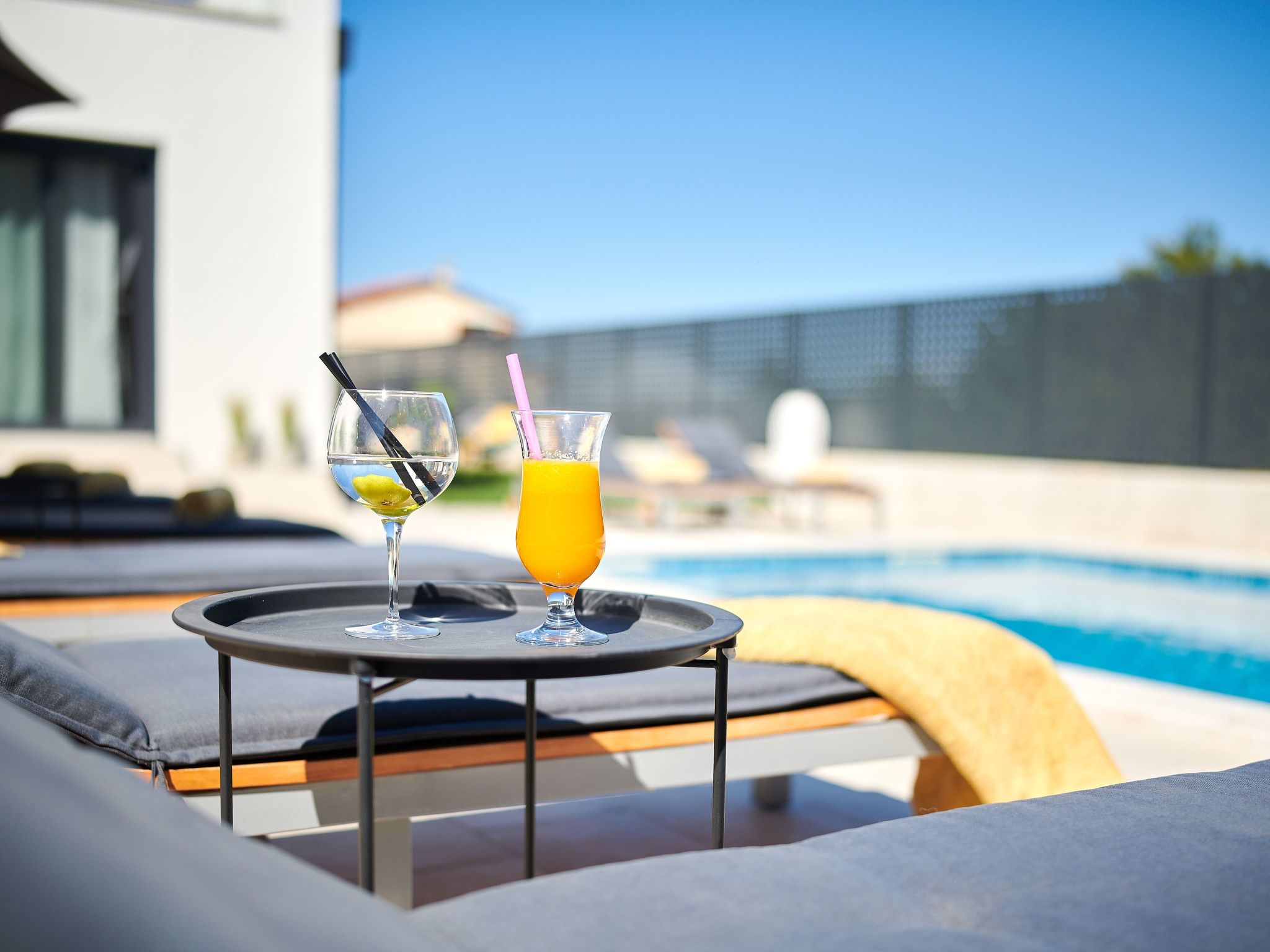 Villa Dolcea - Elegant und stilvoll mit Pool-Drinnen