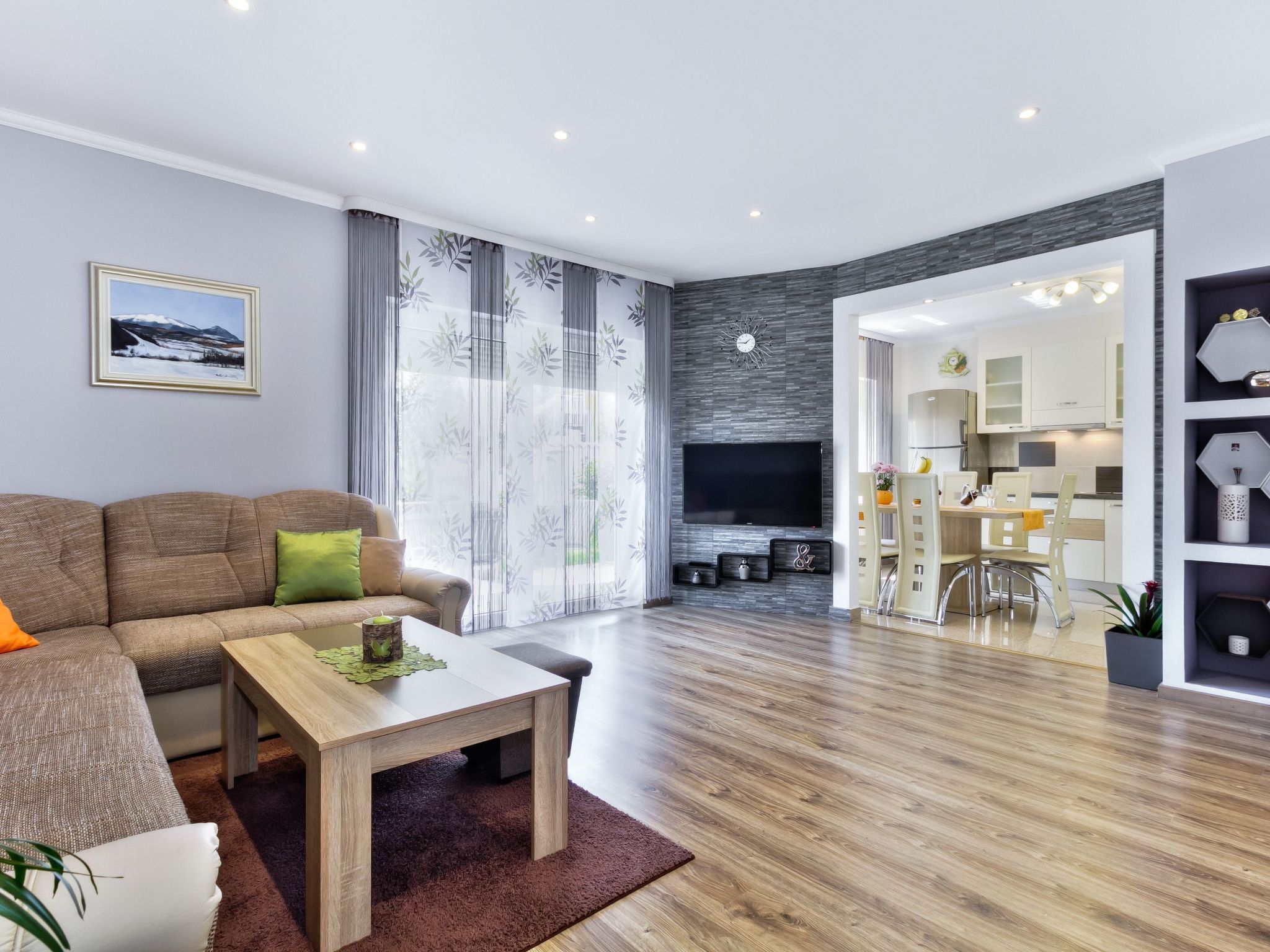 Schönes Ferienhaus mit Swimmingpool-Image-tags.info