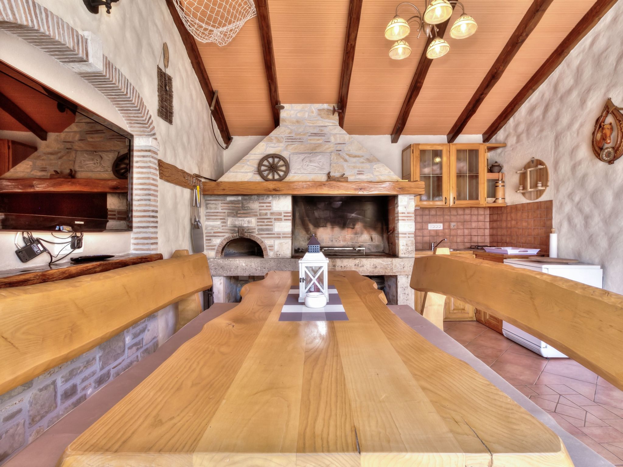 Schönes Ferienhaus mit Swimmingpool-Image-tags.info