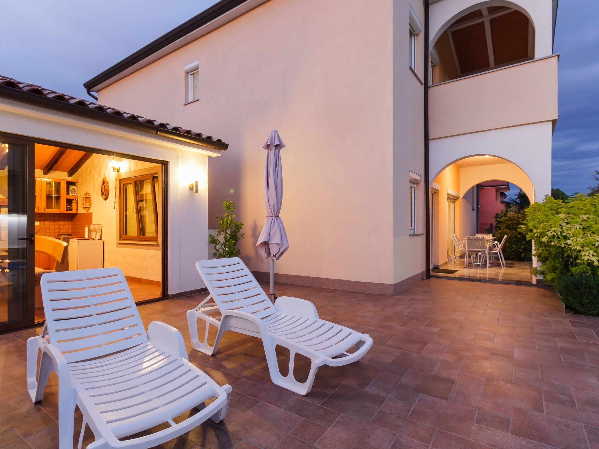 Schönes Ferienhaus mit Swimmingpool-Image-tags.info