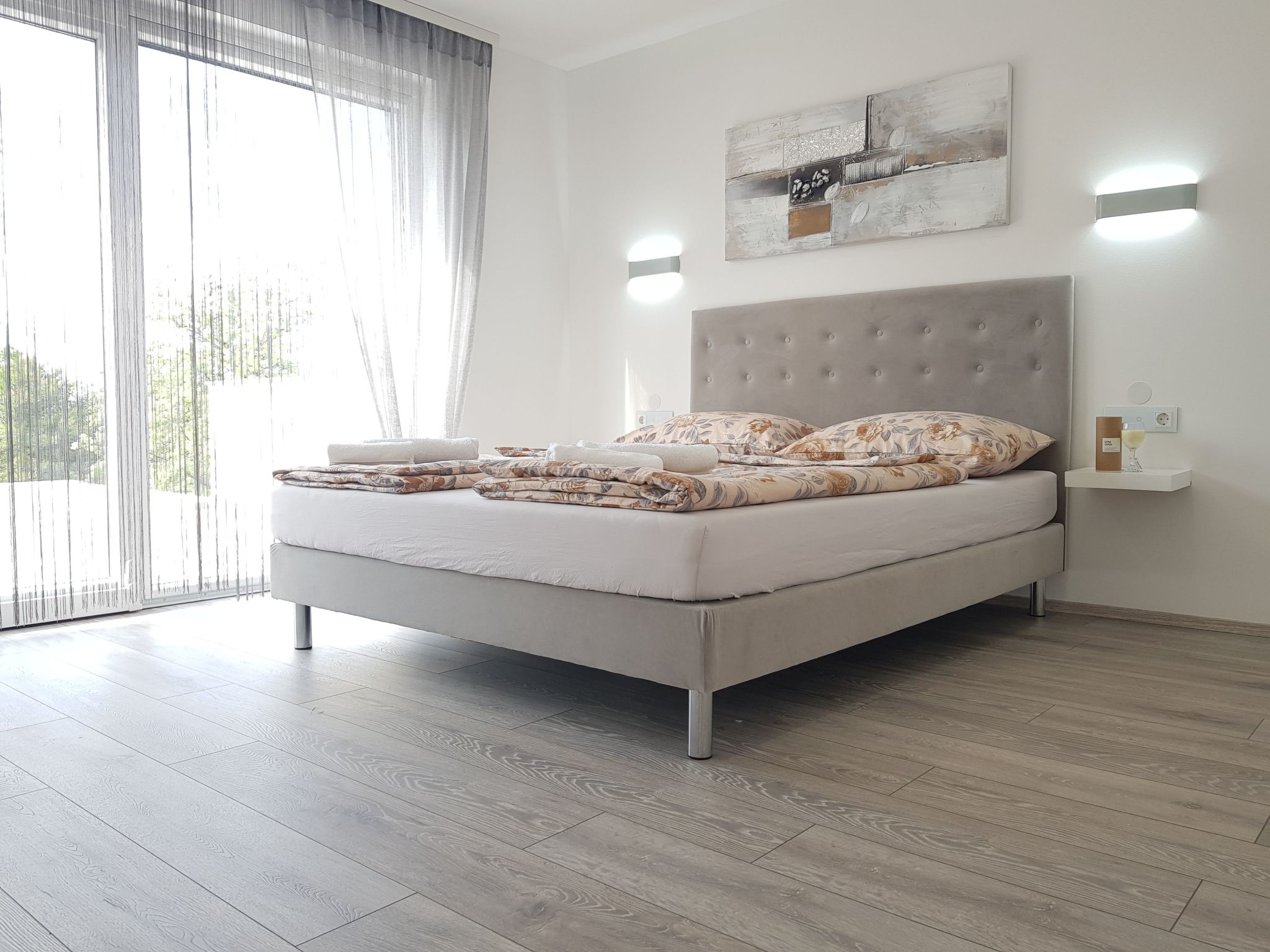 Mit privatem Pool in Ruhiger lage.-Drinnen