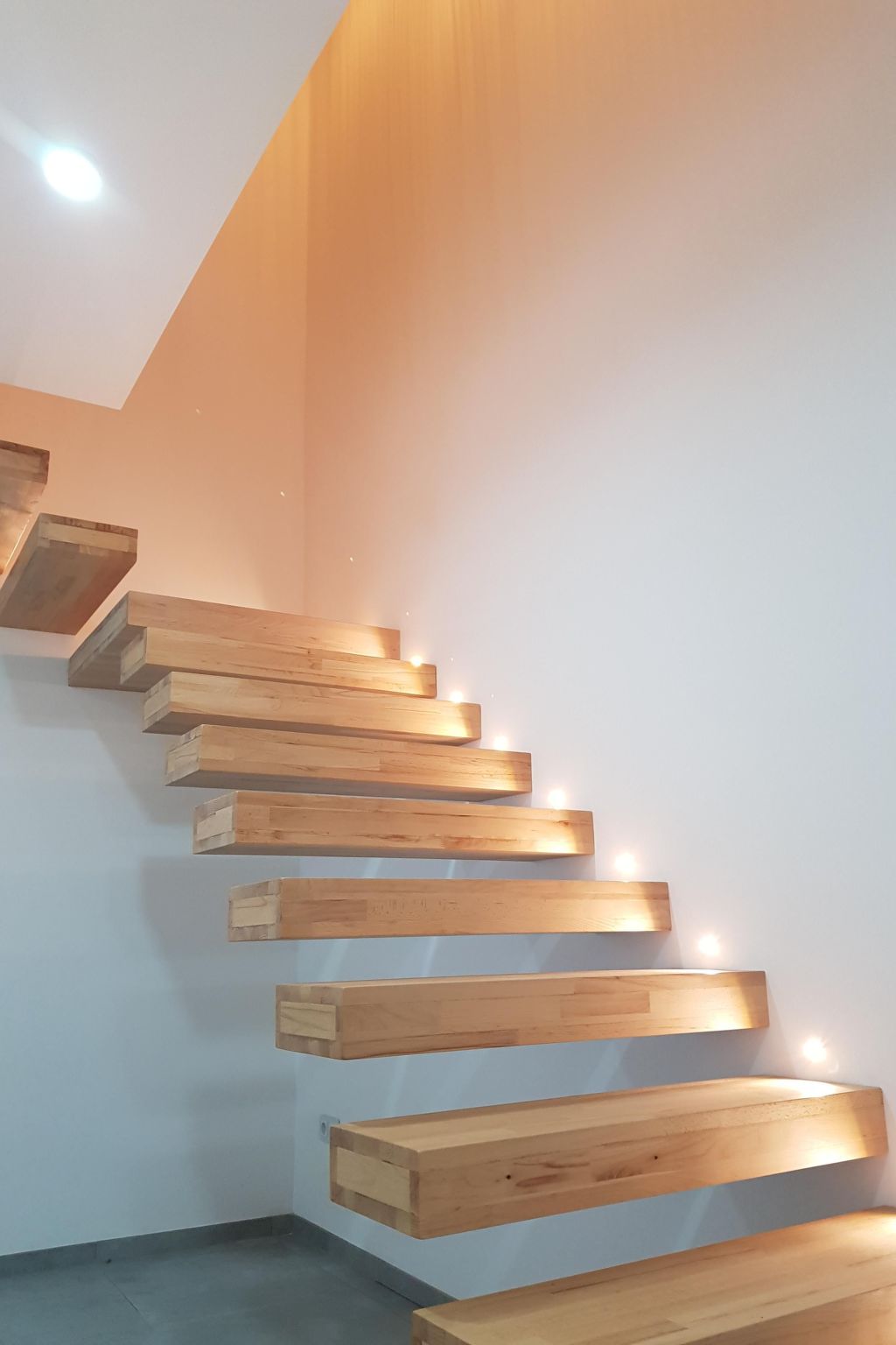 Mit privatem Pool in Ruhiger lage.-Drinnen