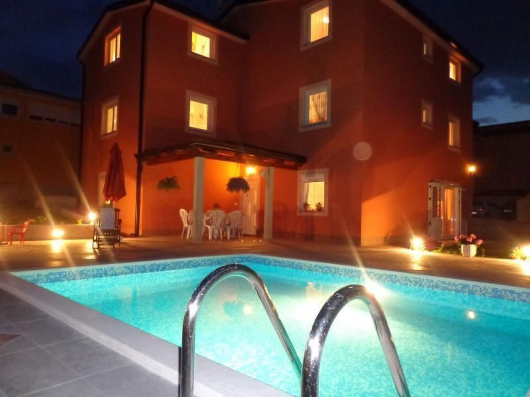 Mit Panoramablick in ruhiger Lage-Drinnen